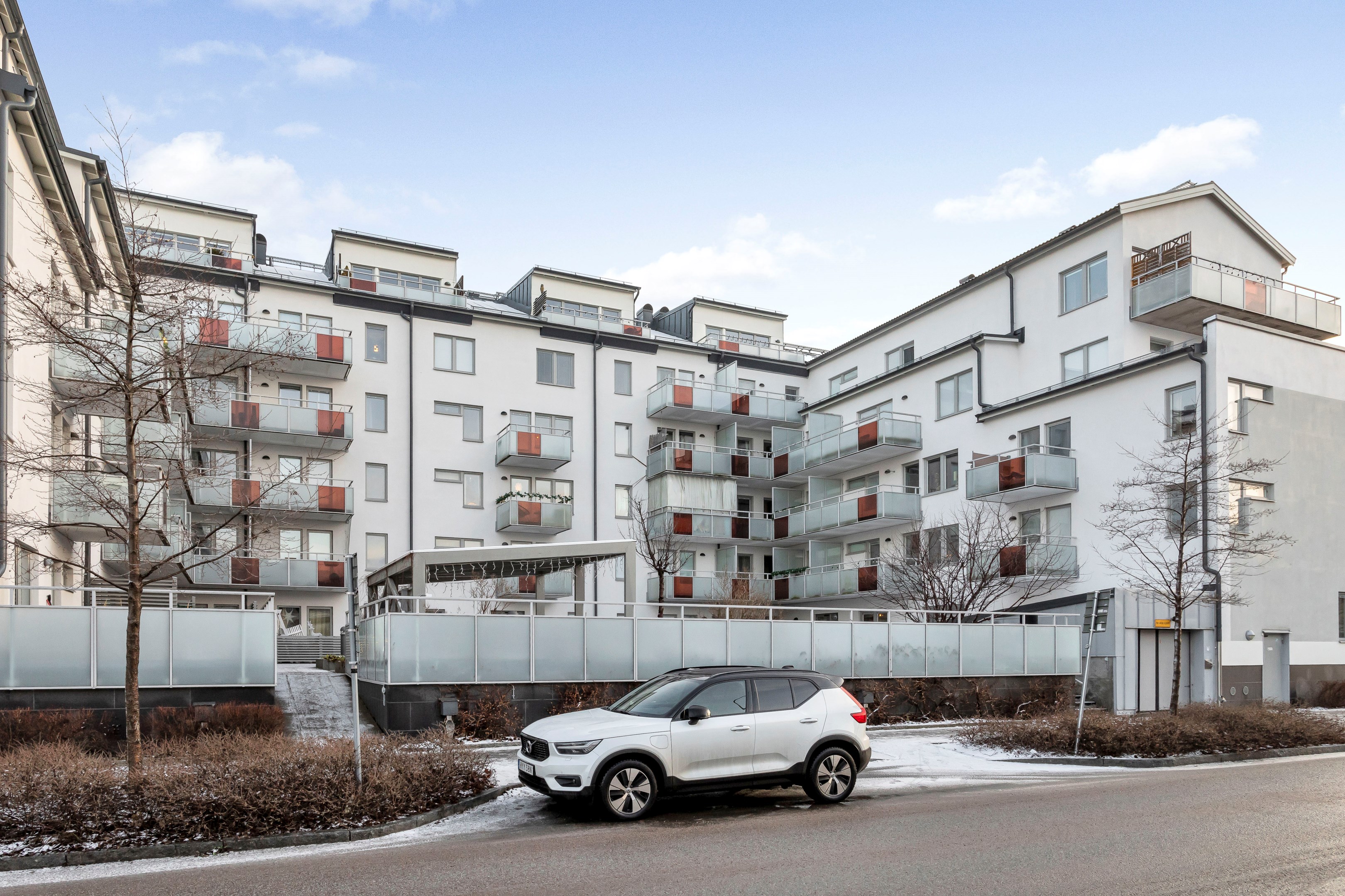 Bostadsbild från Råbyvägen 24, Till salu i Kapellgärdet, Uppsala