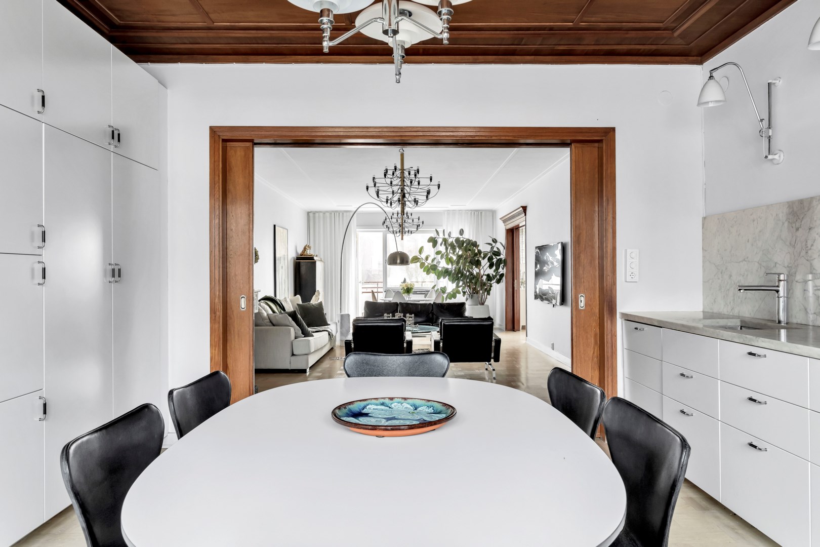 Bostadsbild från Östra ågatan 17, Såld i Centrum, Uppsala