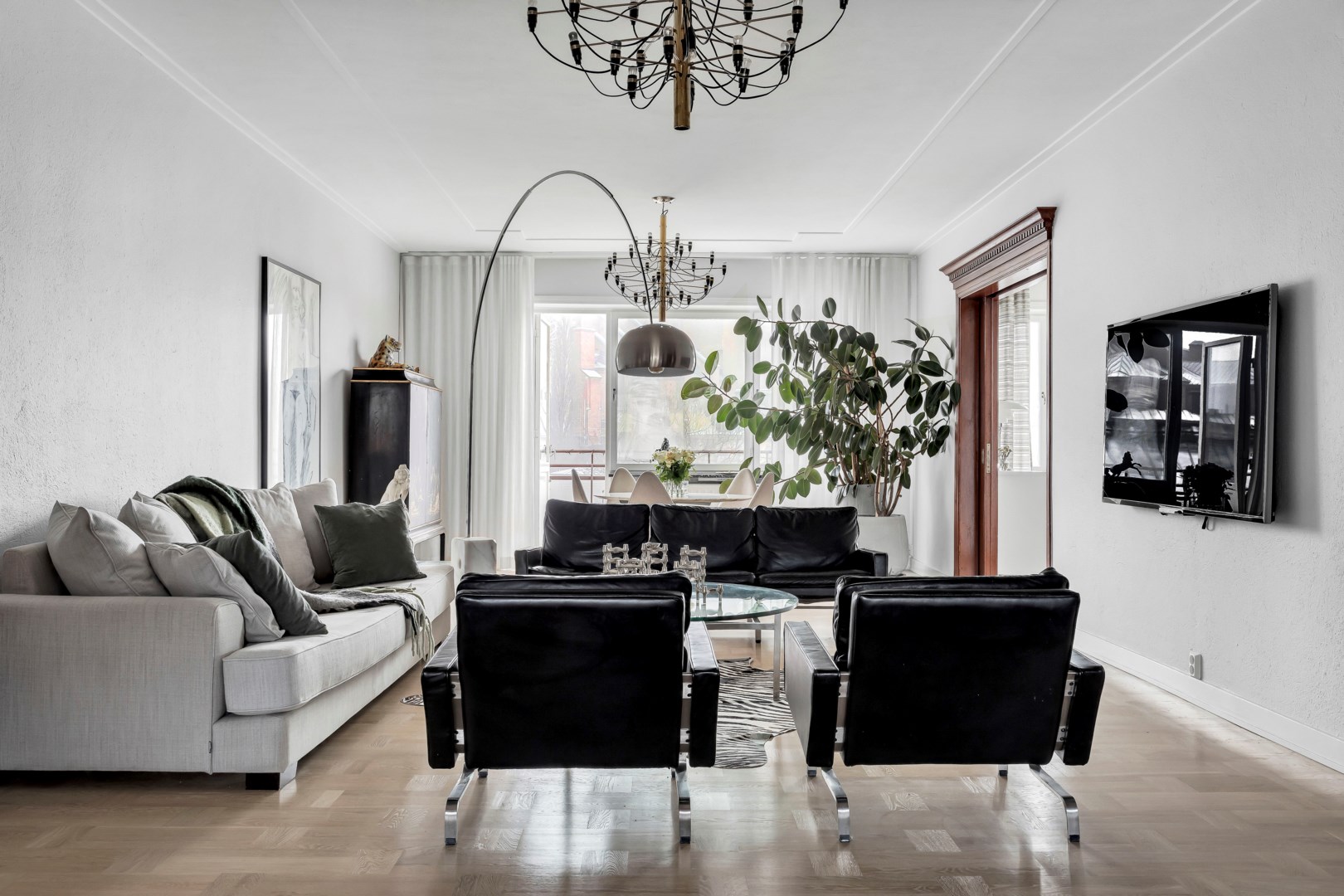 Bostadsbild från Östra ågatan 17, Såld i Centrum, Uppsala