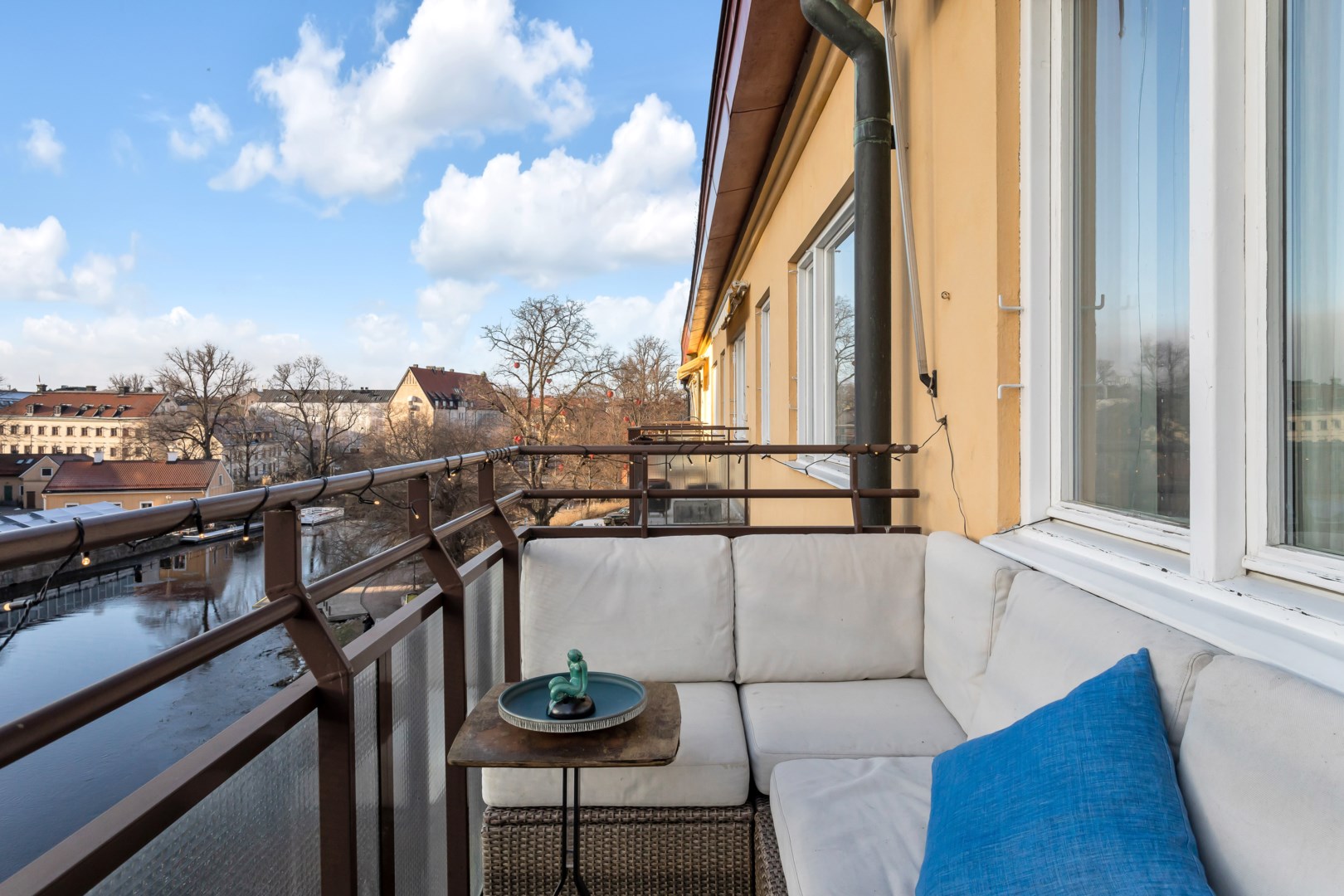 Bostadsbild från Östra ågatan 17, Såld i Centrum, Uppsala