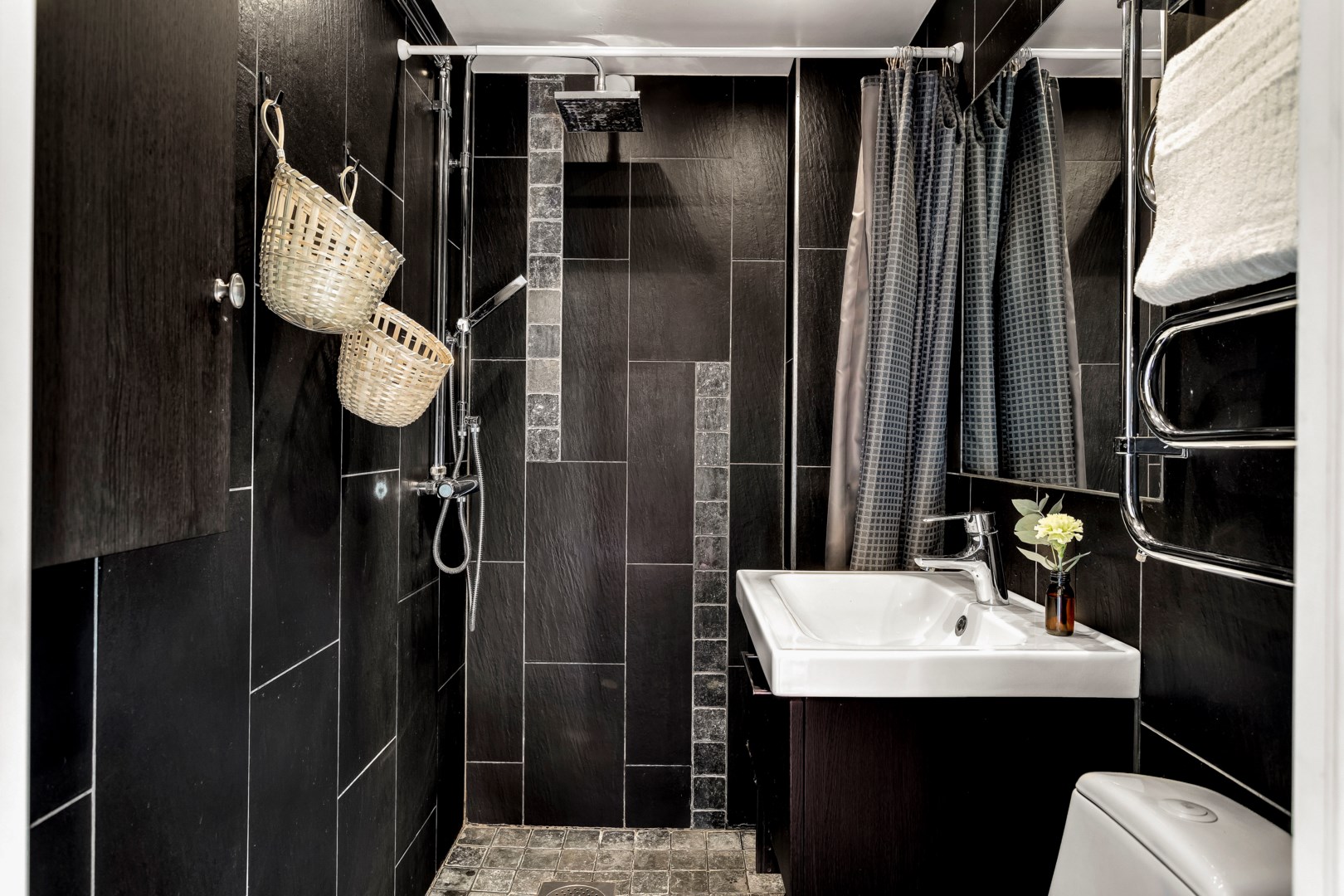 Bostadsbild från Frodegatan 33A, Såld i Fålhagen, Uppsala