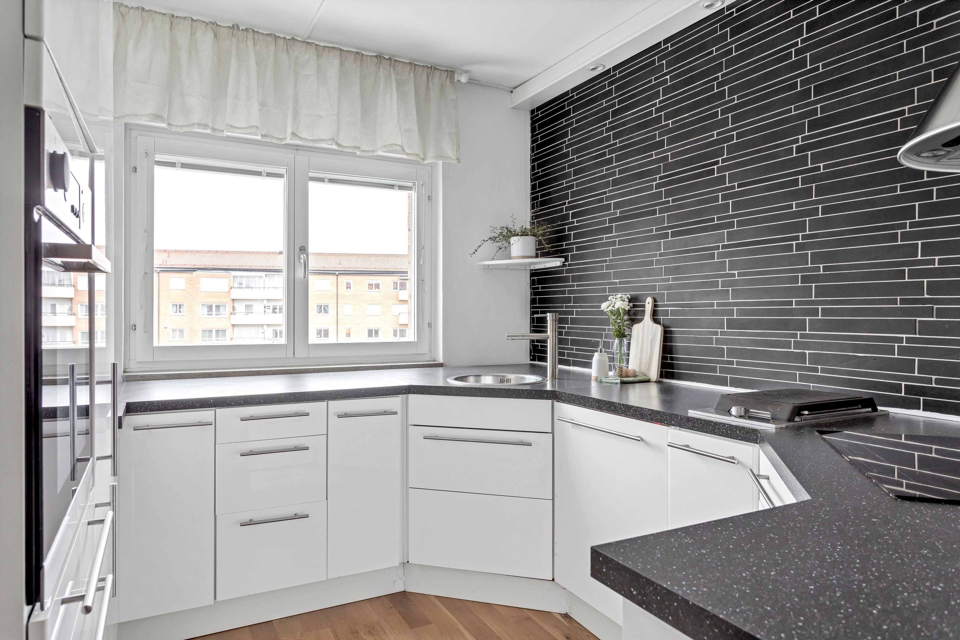 Bostadsbild från Johannelundsgatan 4, Till salu i Salabacke, Uppsala