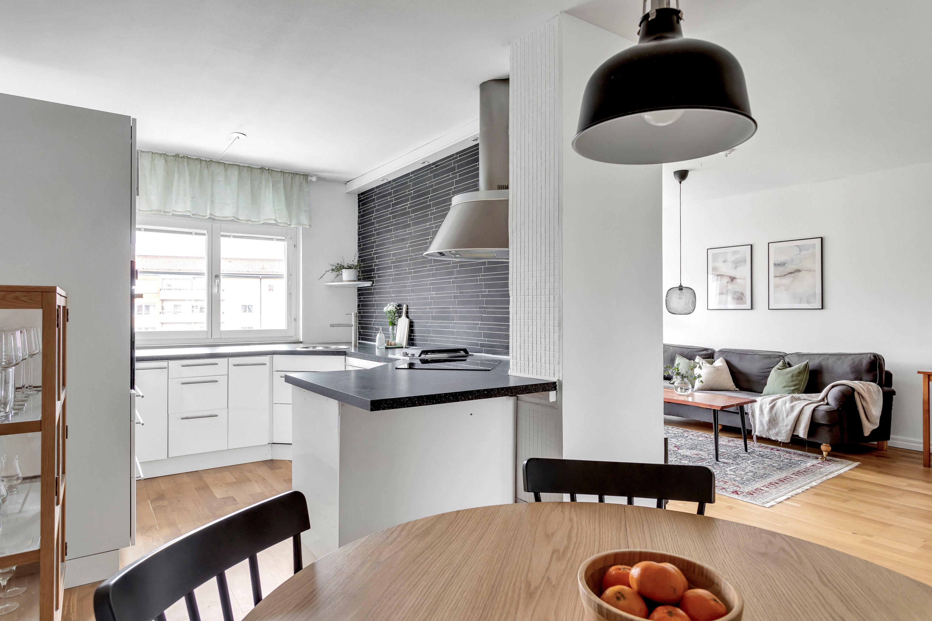 Bostadsbild från Johannelundsgatan 4, Till salu i Salabacke, Uppsala