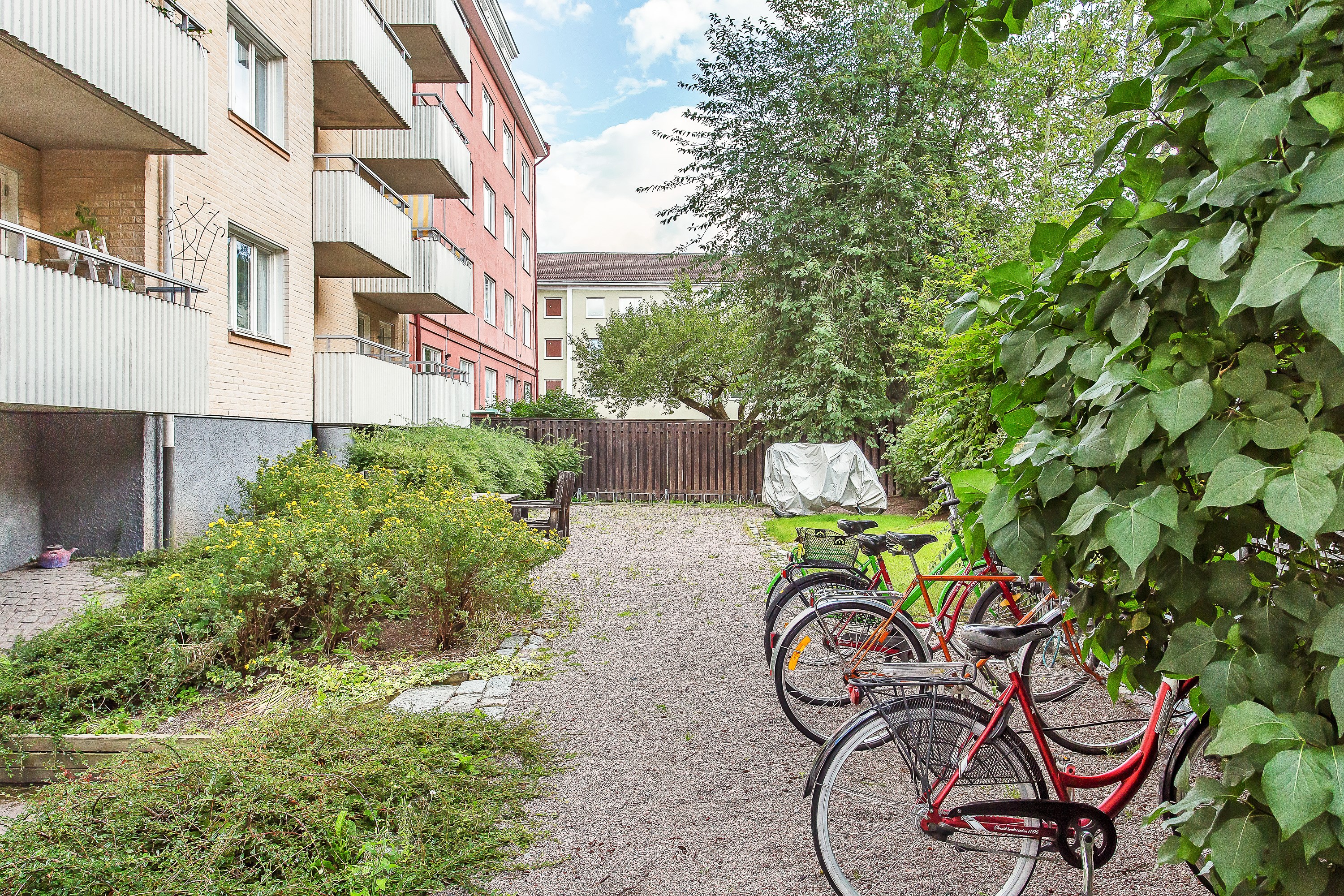 Bostadsbild från Eddagatan 8, Till salu i Centrum, Uppsala