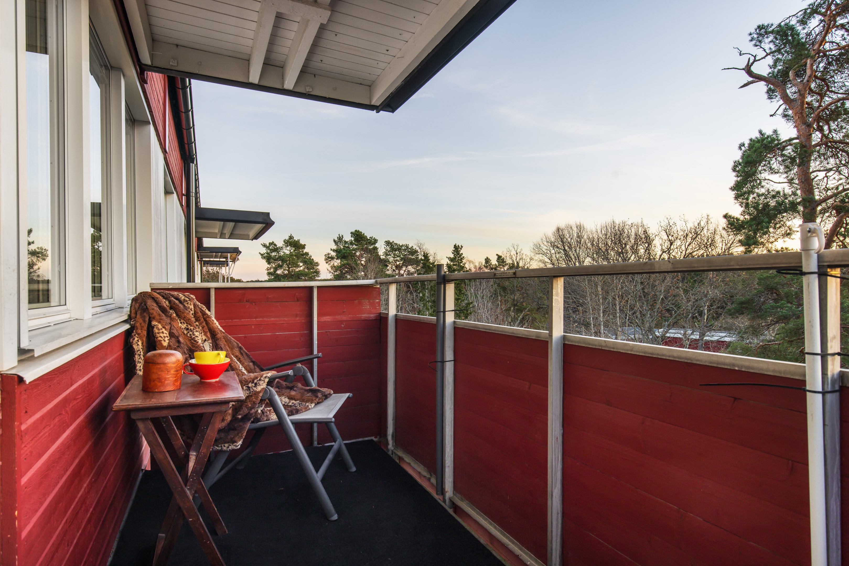 Bostadsbild från Ljuskärrsvägen 27, Såld i Ljuskärrsberget - Saltsjöbaden, Nacka