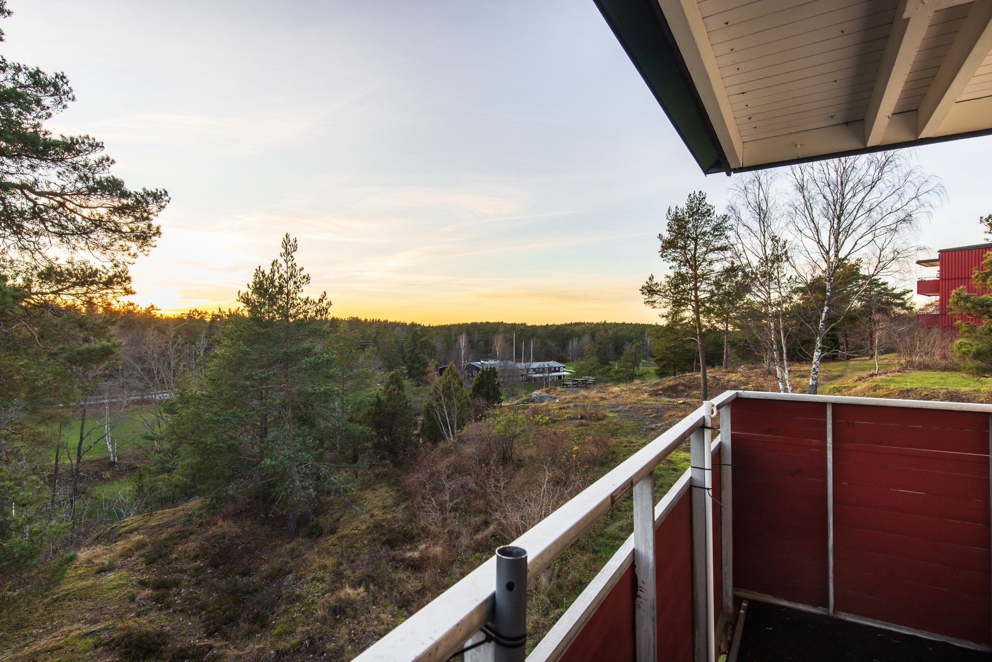 Bostadsbild från Ljuskärrsvägen 27, Såld i Ljuskärrsberget - Saltsjöbaden, Nacka