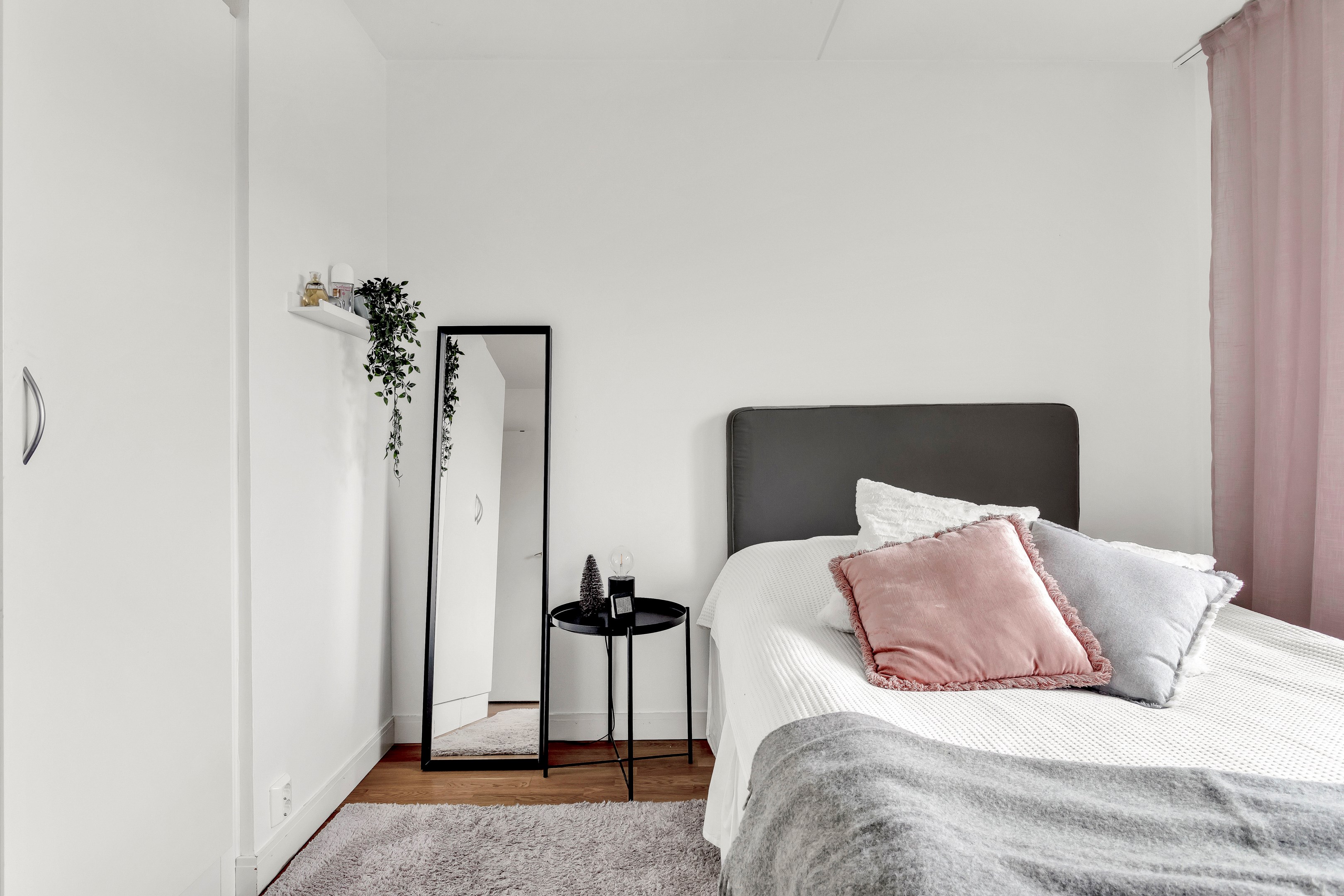 Bostadsbild från Svartbäcksgatan 131, Såld i Svartbäcken, Uppsala