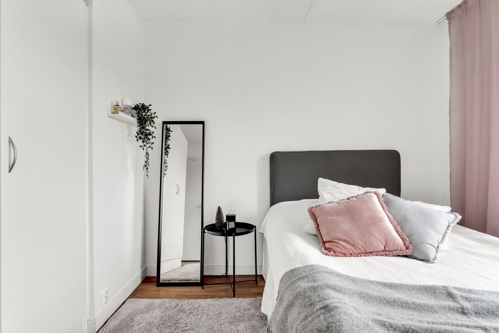 Bostadsbild från Svartbäcksgatan 131, Såld i Svartbäcken, Uppsala