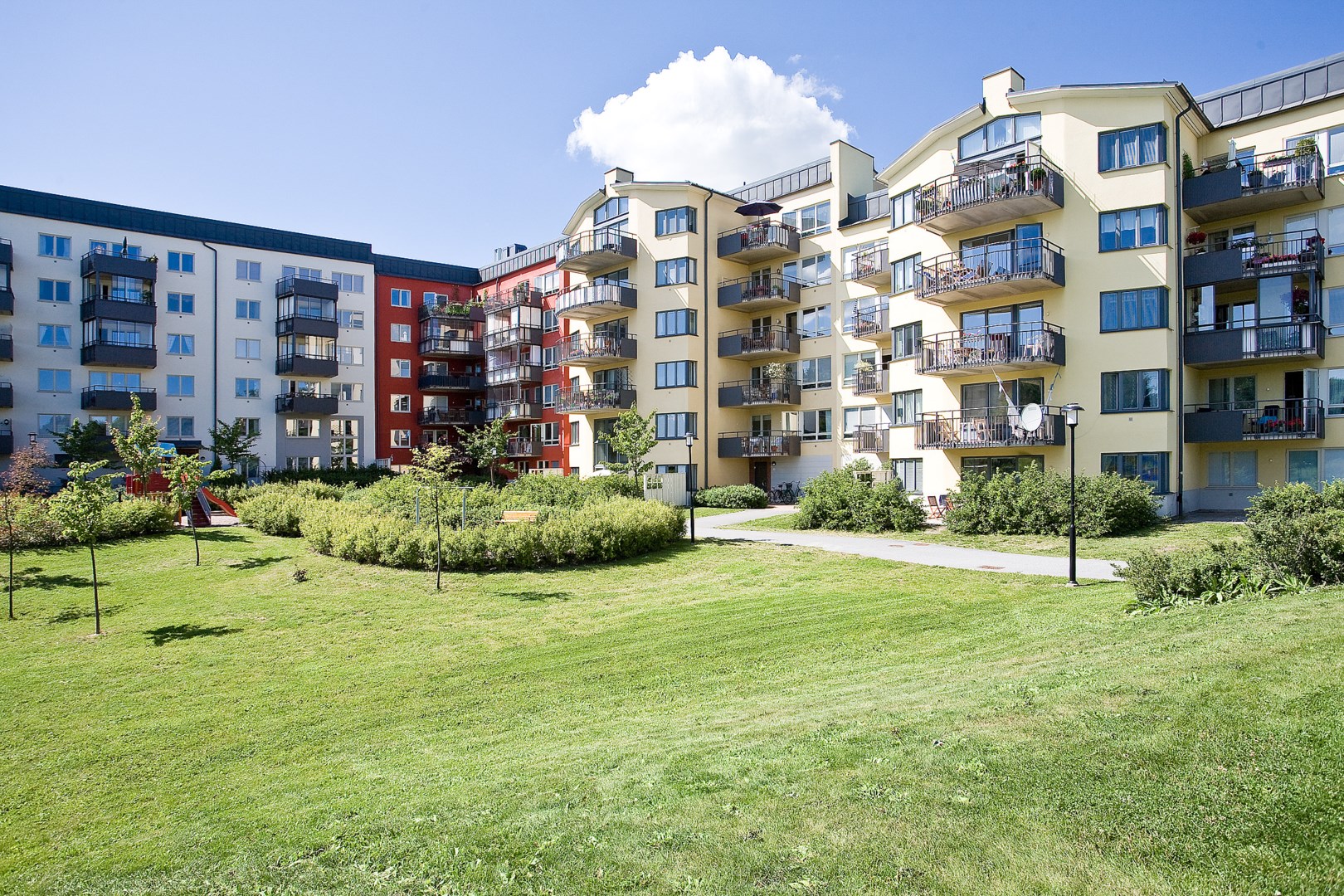 Bostadsbild från Svartbäcksgatan 131, Såld i Svartbäcken, Uppsala