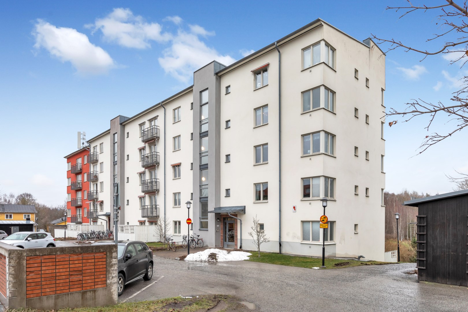 Bostadsbild från Svartbäcksgatan 131, Såld i Svartbäcken, Uppsala