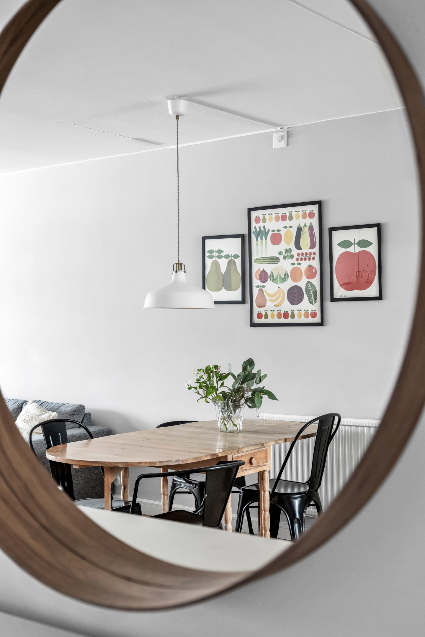 Bostadsbild från Kamomillgatan 25, Såld i Årsta, Uppsala