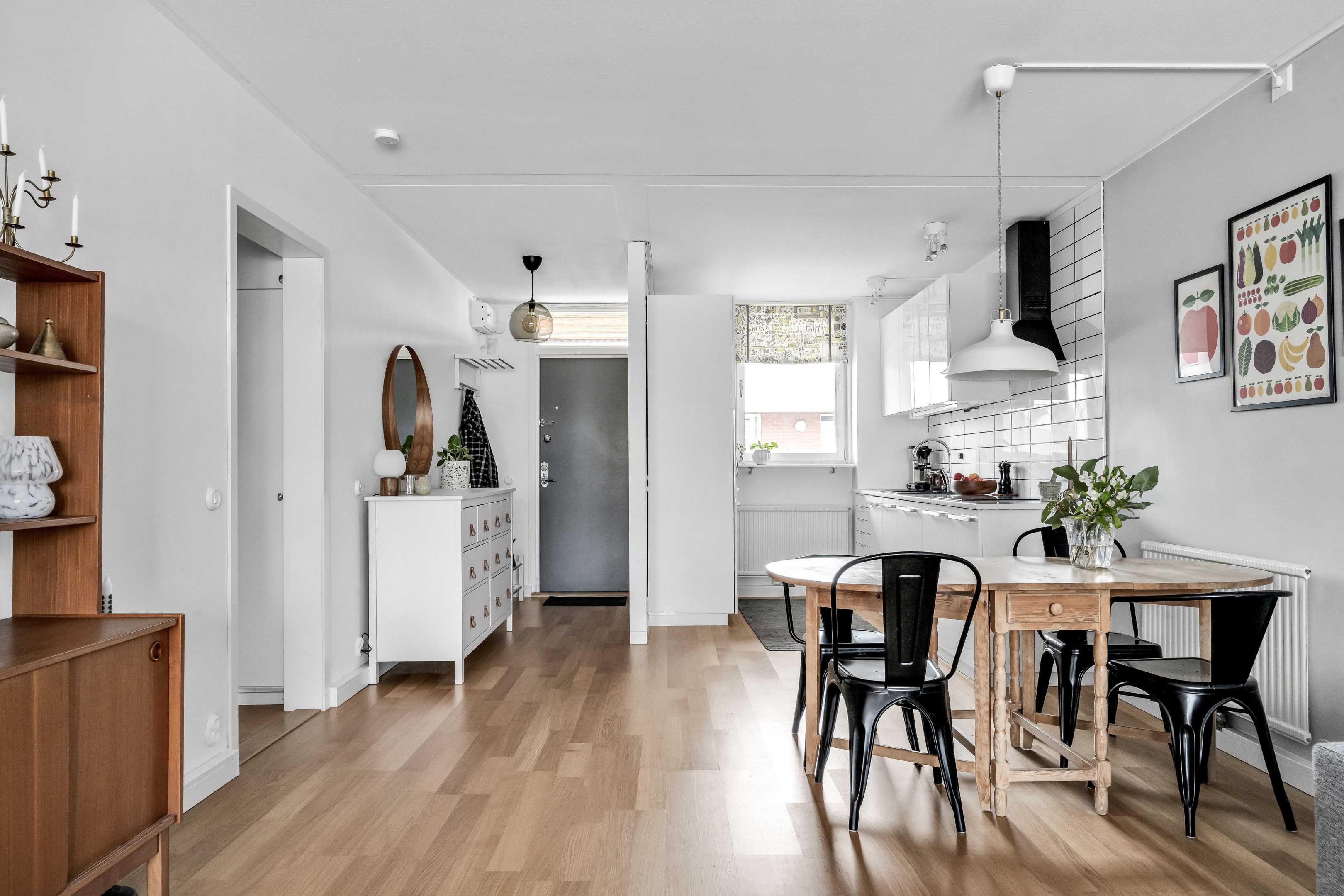 Bostadsbild från Kamomillgatan 25, Såld i Årsta, Uppsala