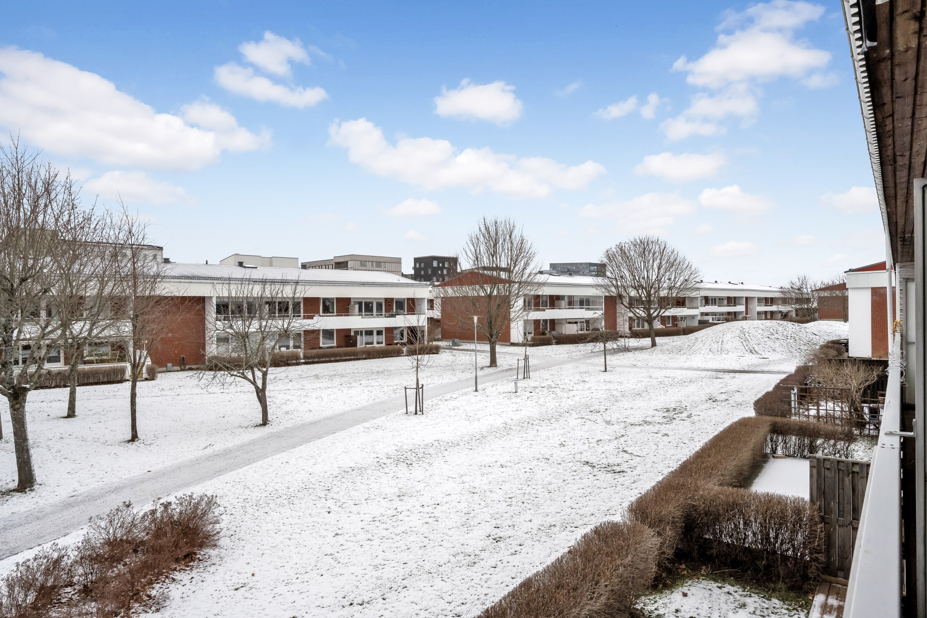 Bostadsbild från Kamomillgatan 25, Såld i Årsta, Uppsala