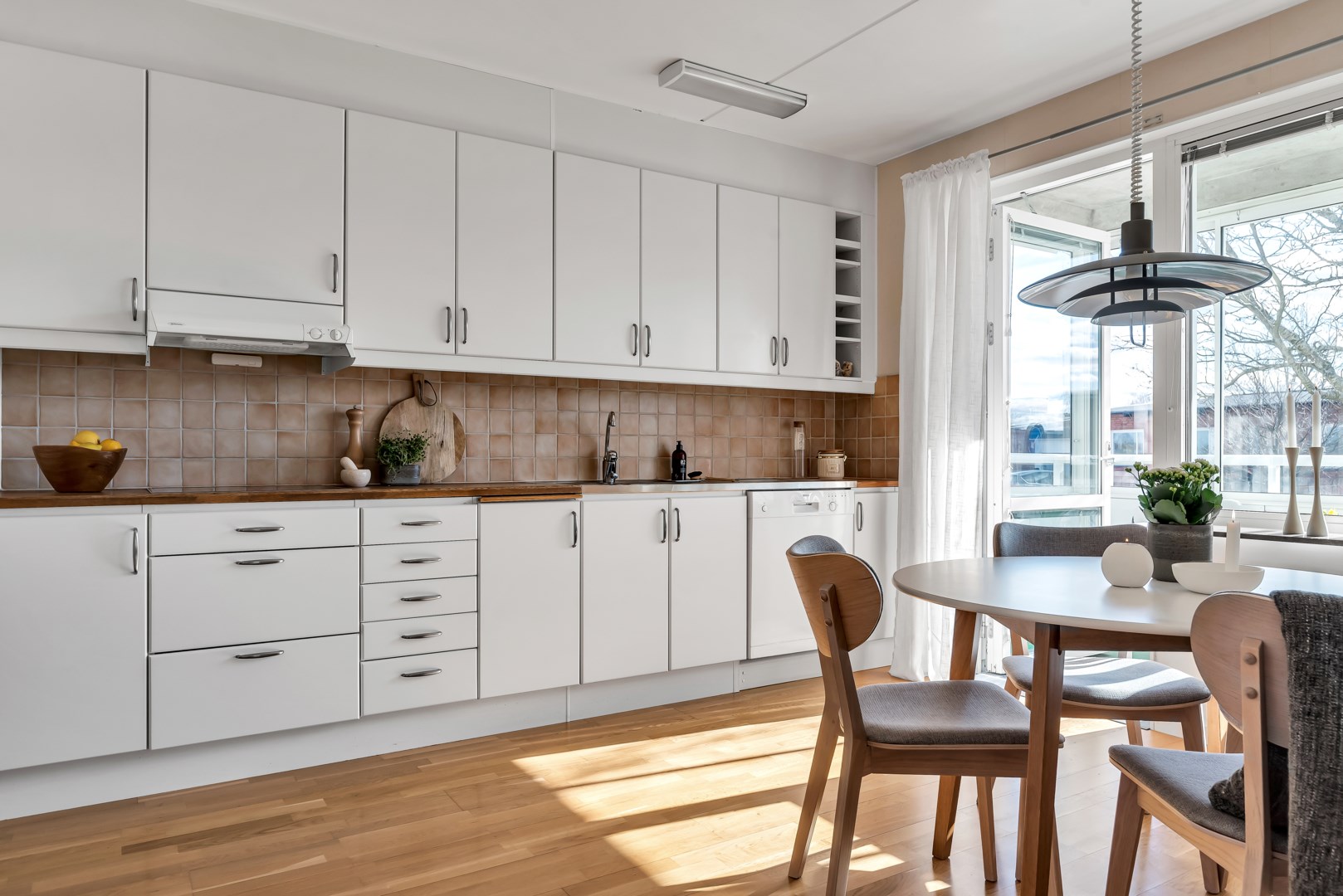 Bostadsbild från Nåntunavägen 3, Såld i Nåntuna, Uppsala