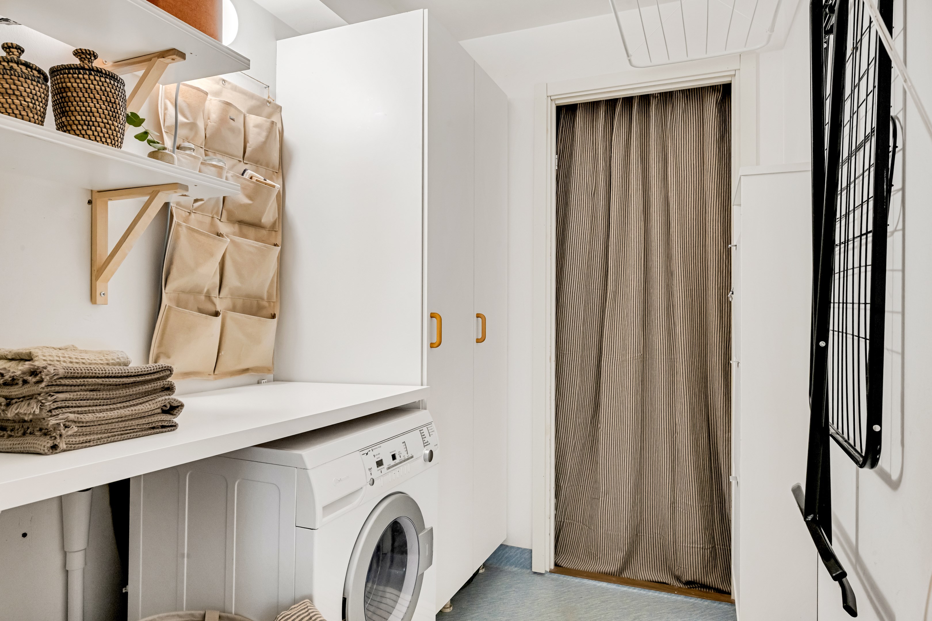 Bostadsbild från Eksätravägen 130, Såld i Vårdsätra, Uppsala