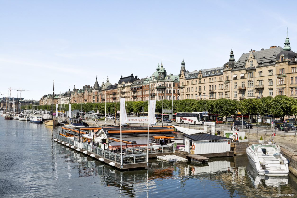 Bostadsbild från Regeringsgatan 70E, Såld i Norrmalm, Stockholm