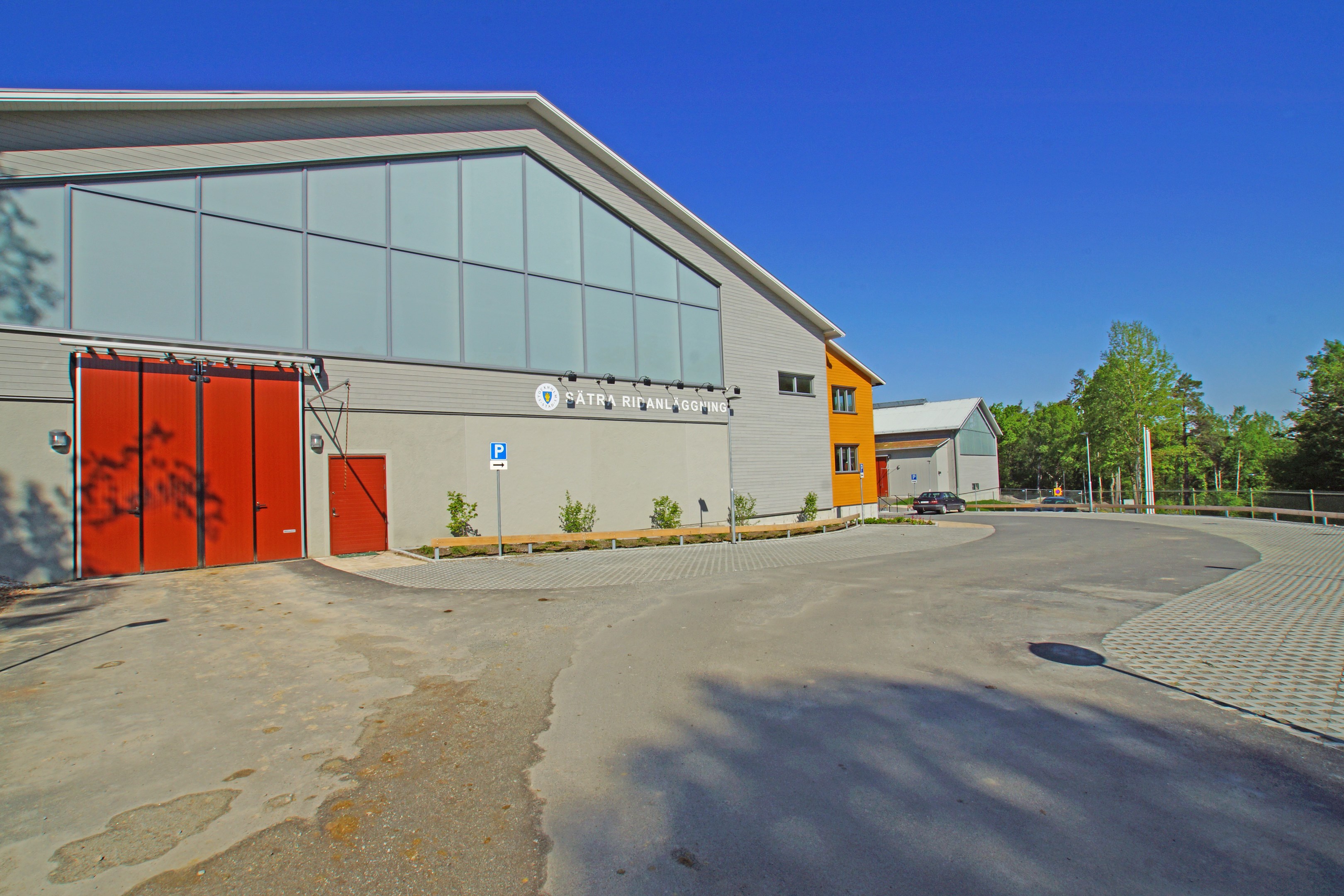 nytt ridstall 2013 (ca 300m)