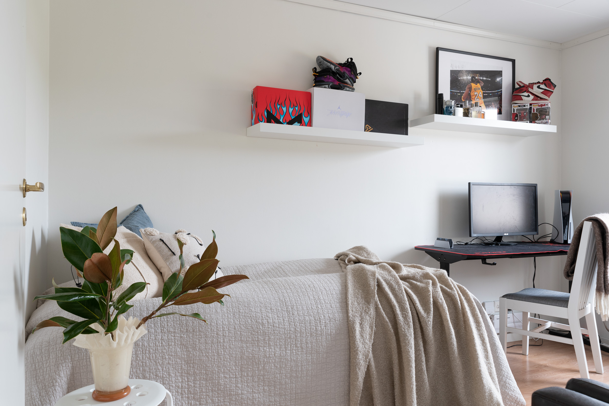 Bostadsbild från Bakformsvägen 40, Såld i Skälby, Västerås