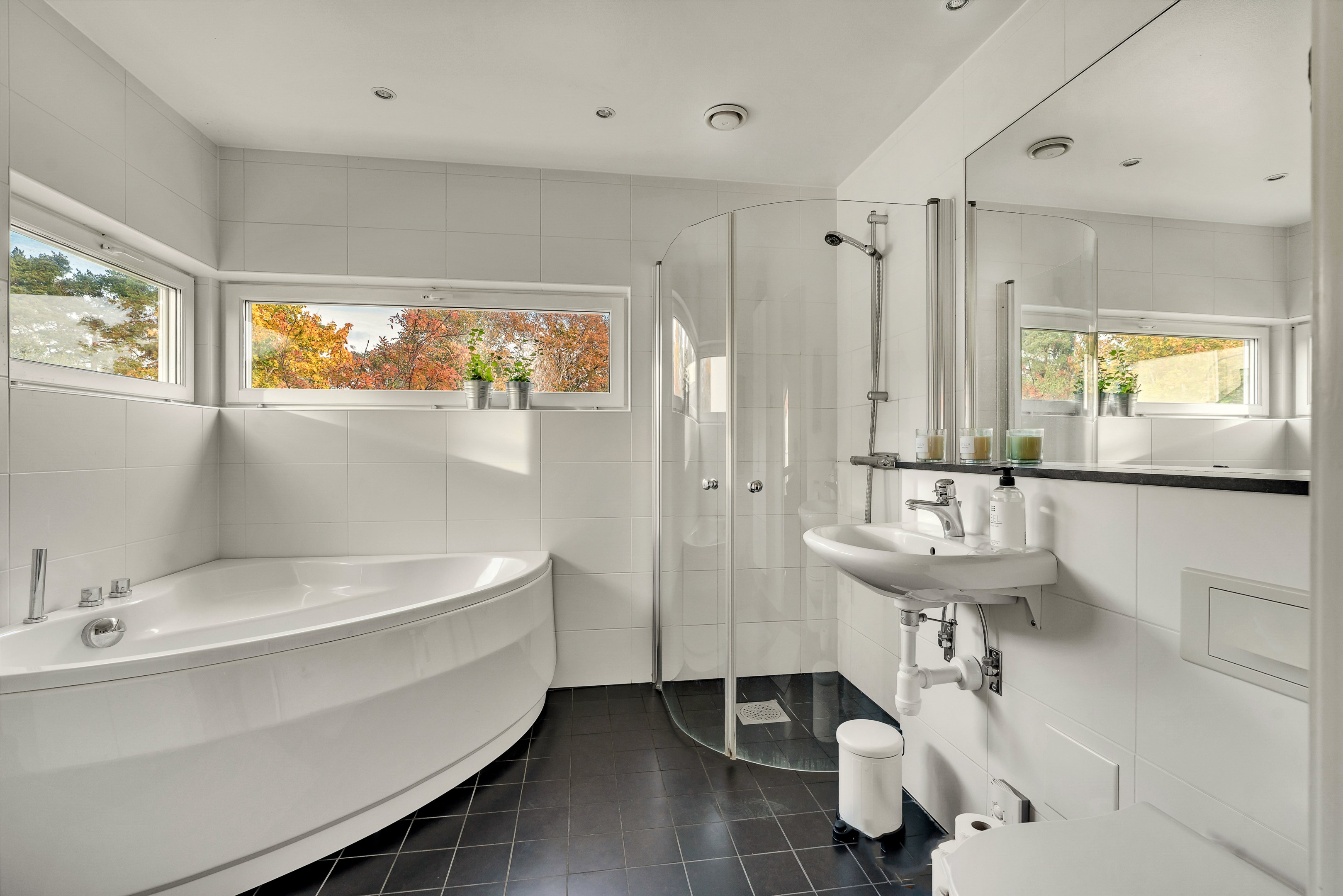 Bostadsbild från Mosskroken 14, Kommande i Bromma - Stora Mossen, Stockholm