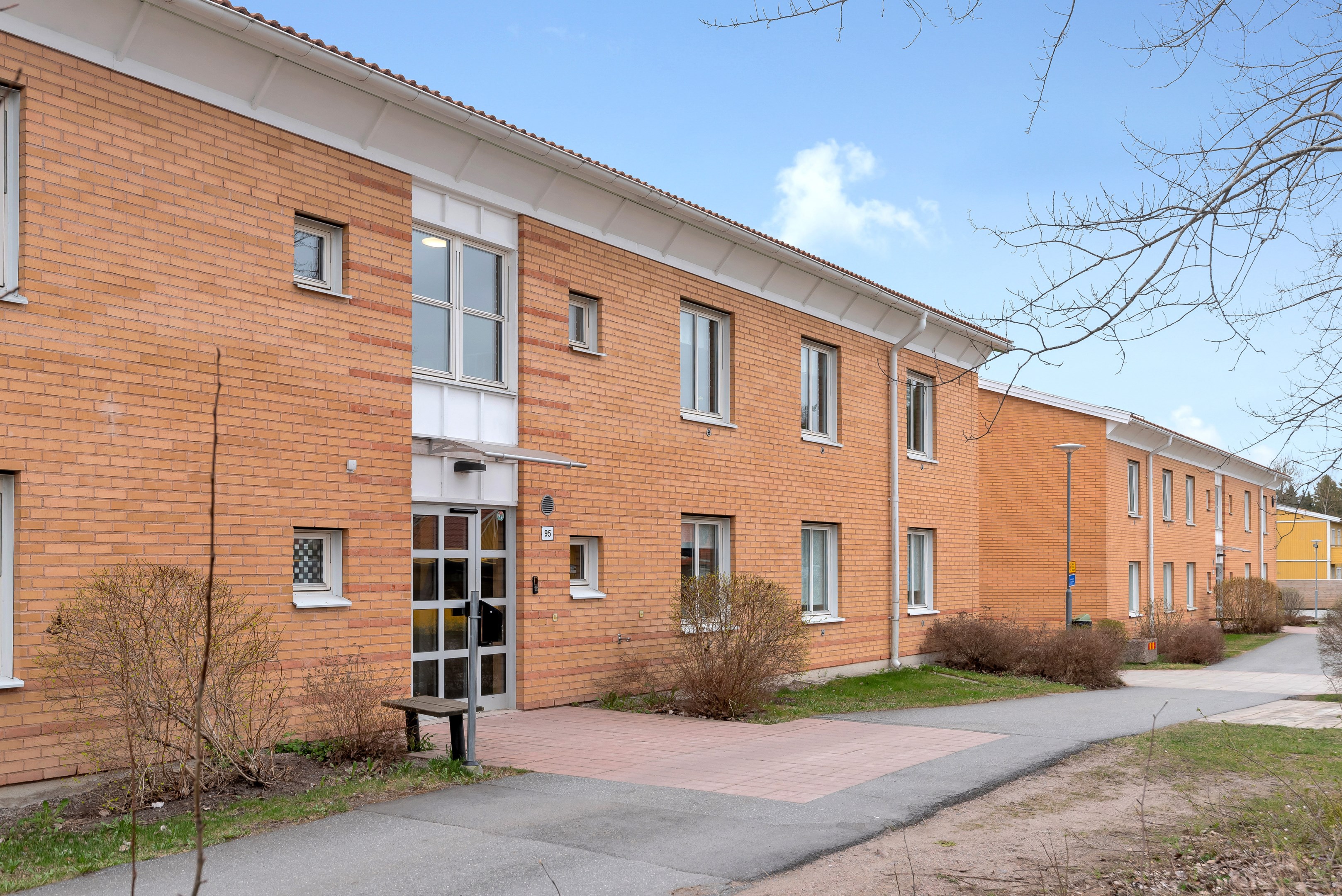 Bostadsbild från Åskmolnsvägen 95, Såld i Storvreta, Uppsala