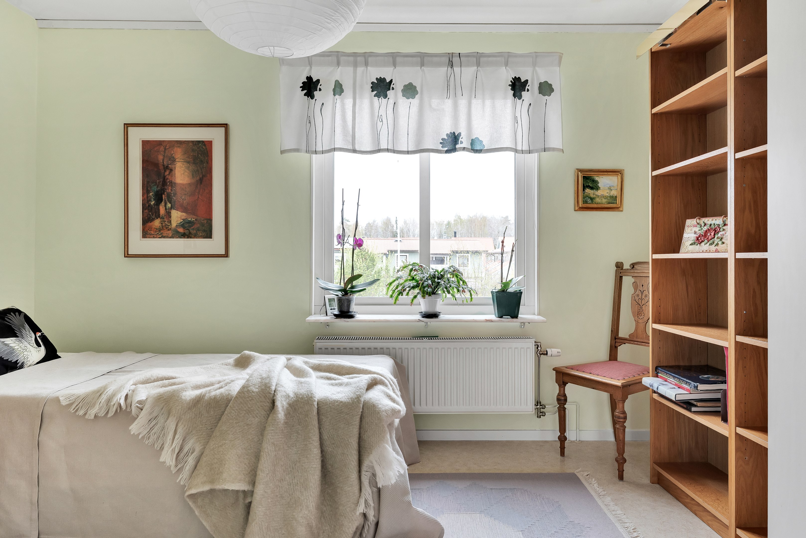 Bostadsbild från Åskmolnsvägen 95, Såld i Storvreta, Uppsala