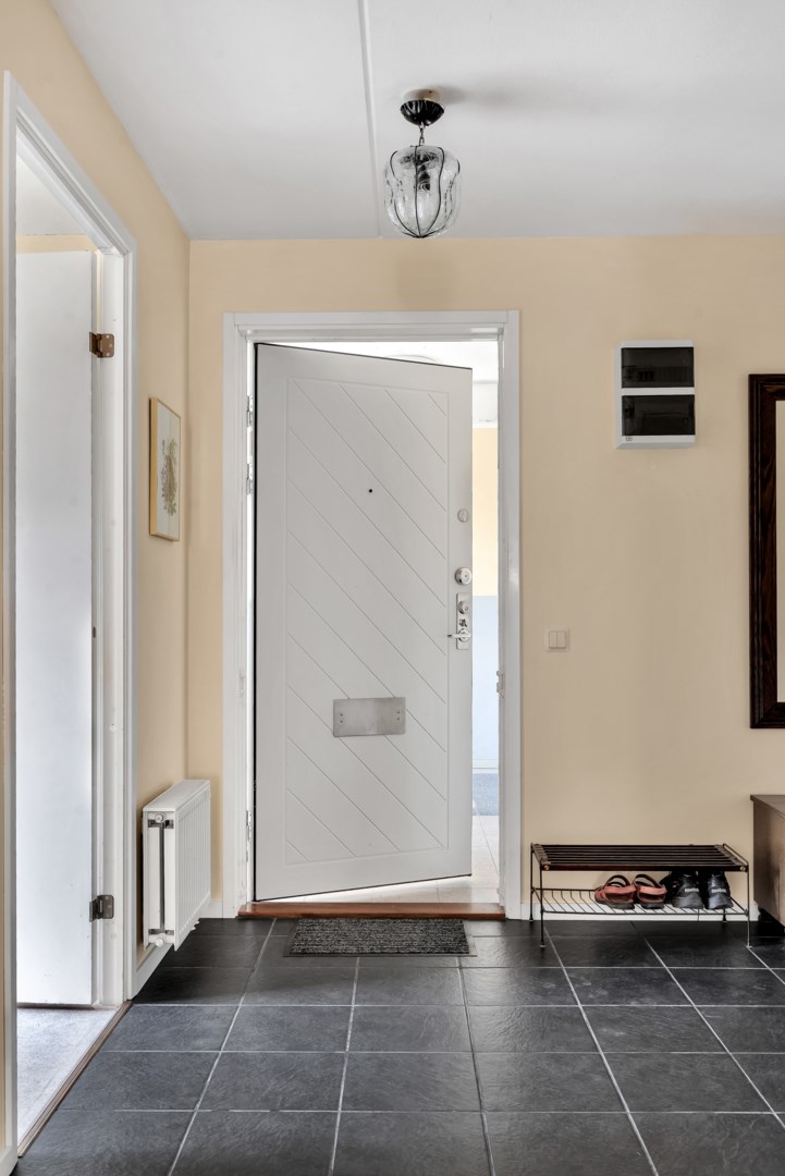 Bostadsbild från Åskmolnsvägen 95, Såld i Storvreta, Uppsala