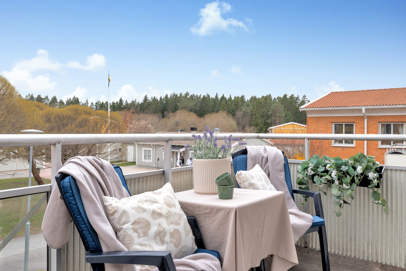 Bostadsbild från Åskmolnsvägen 95, Såld i Storvreta, Uppsala