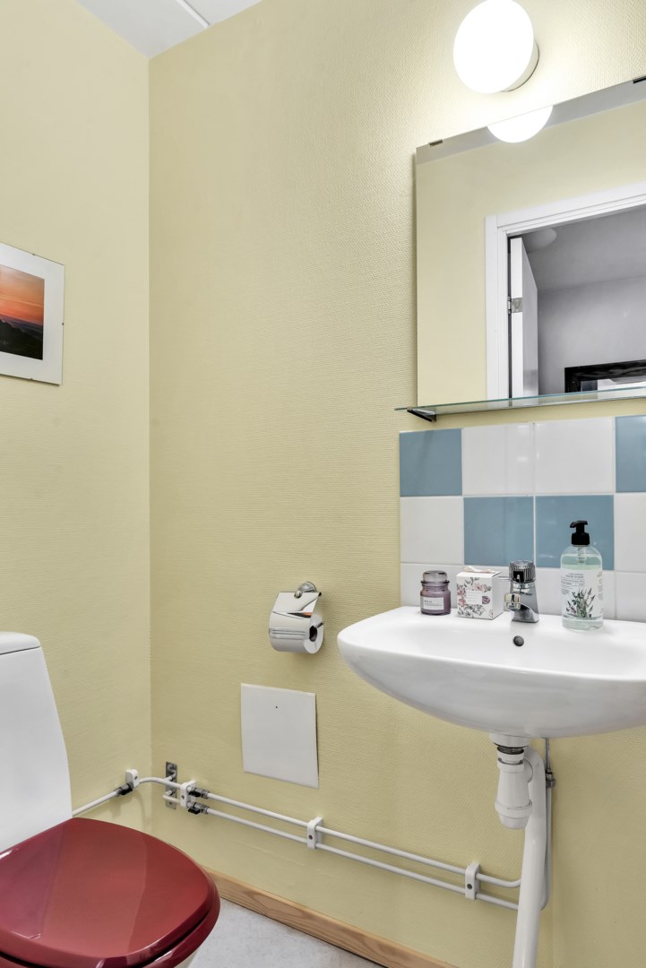 Bostadsbild från Åskmolnsvägen 95, Såld i Storvreta, Uppsala