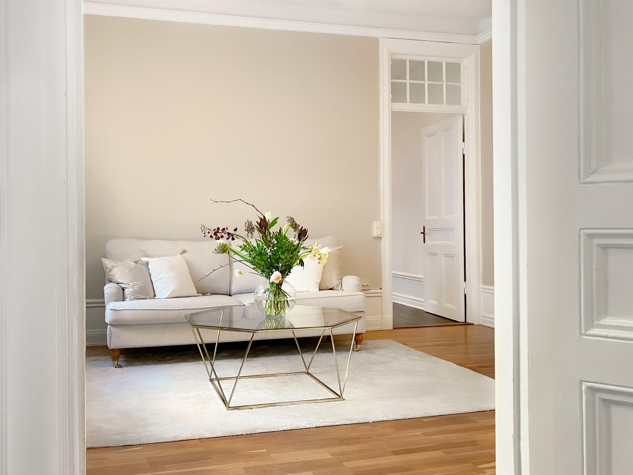 Bostadsbild från Valhallavägen 44,  1/2 tr ö.g, Såld i Östermalm, Stockholm