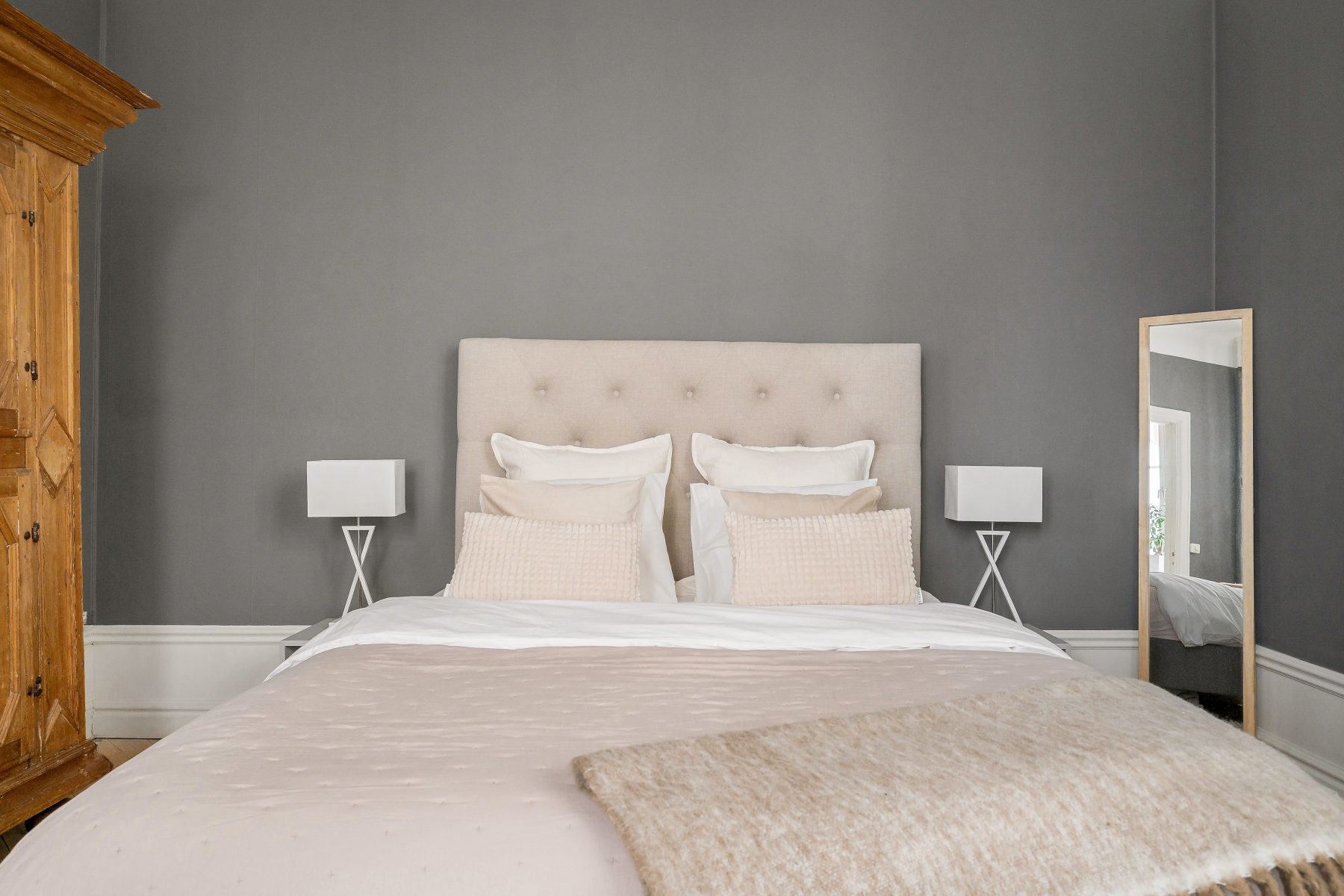 Bostadsbild från Valhallavägen 44,  1/2 tr ö.g, Såld i Östermalm, Stockholm