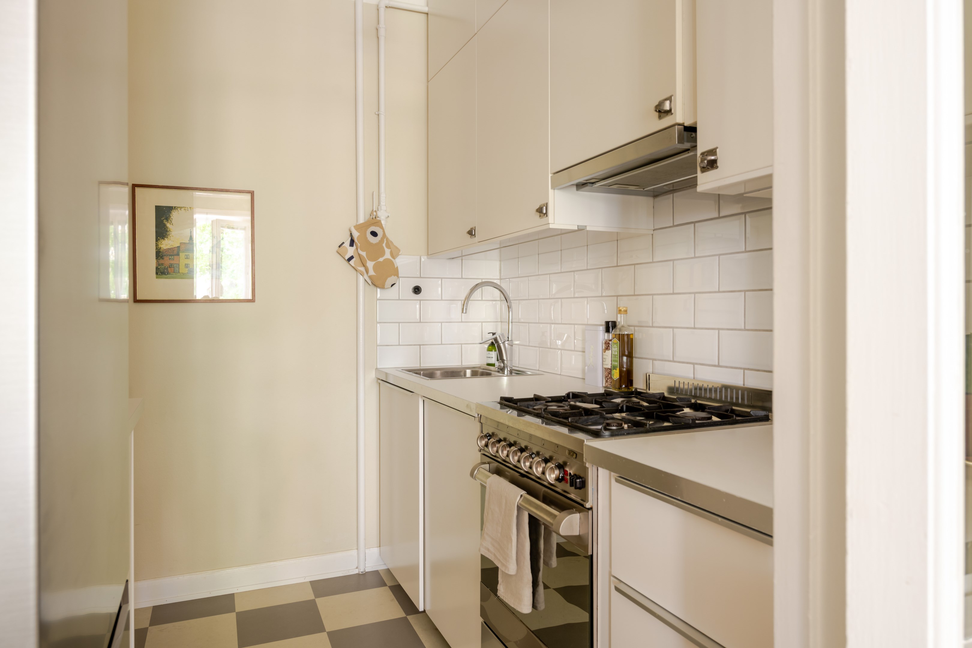 Bostadsbild från Ernst Ahlgrens väg 3, Såld i Kungsholmen - Fredhäll, Stockholm