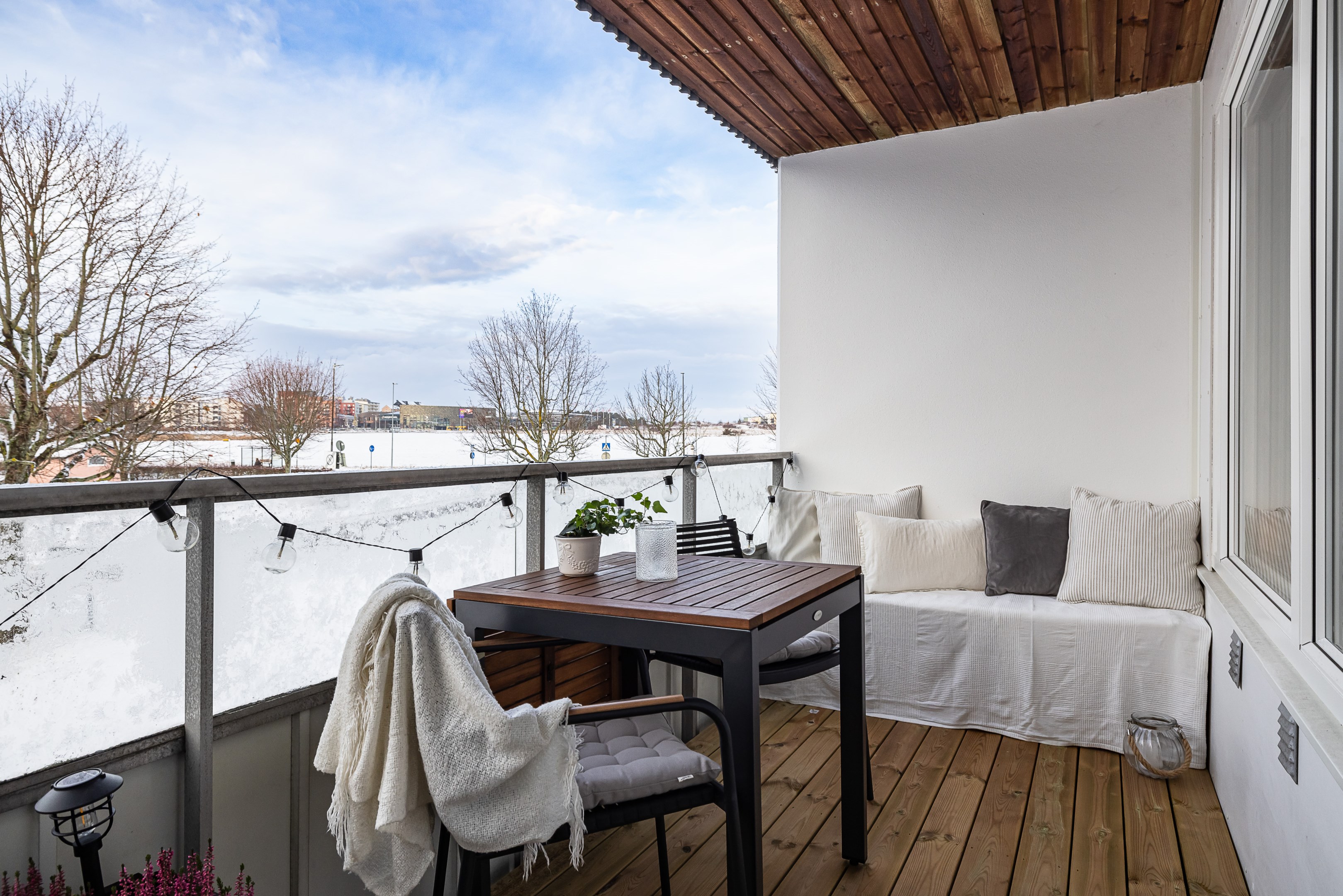 Bostadsbild från Kamomillgatan 2, Såld i Årsta, Uppsala