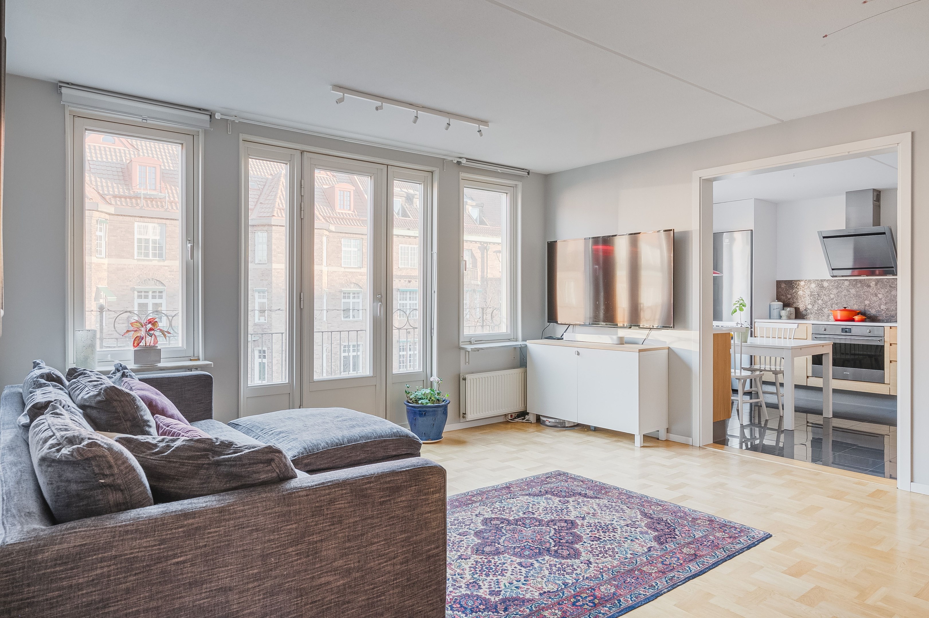 Bostadsbild från Karlavägen 8, 6tr, Såld i Östermalm, Stockholm