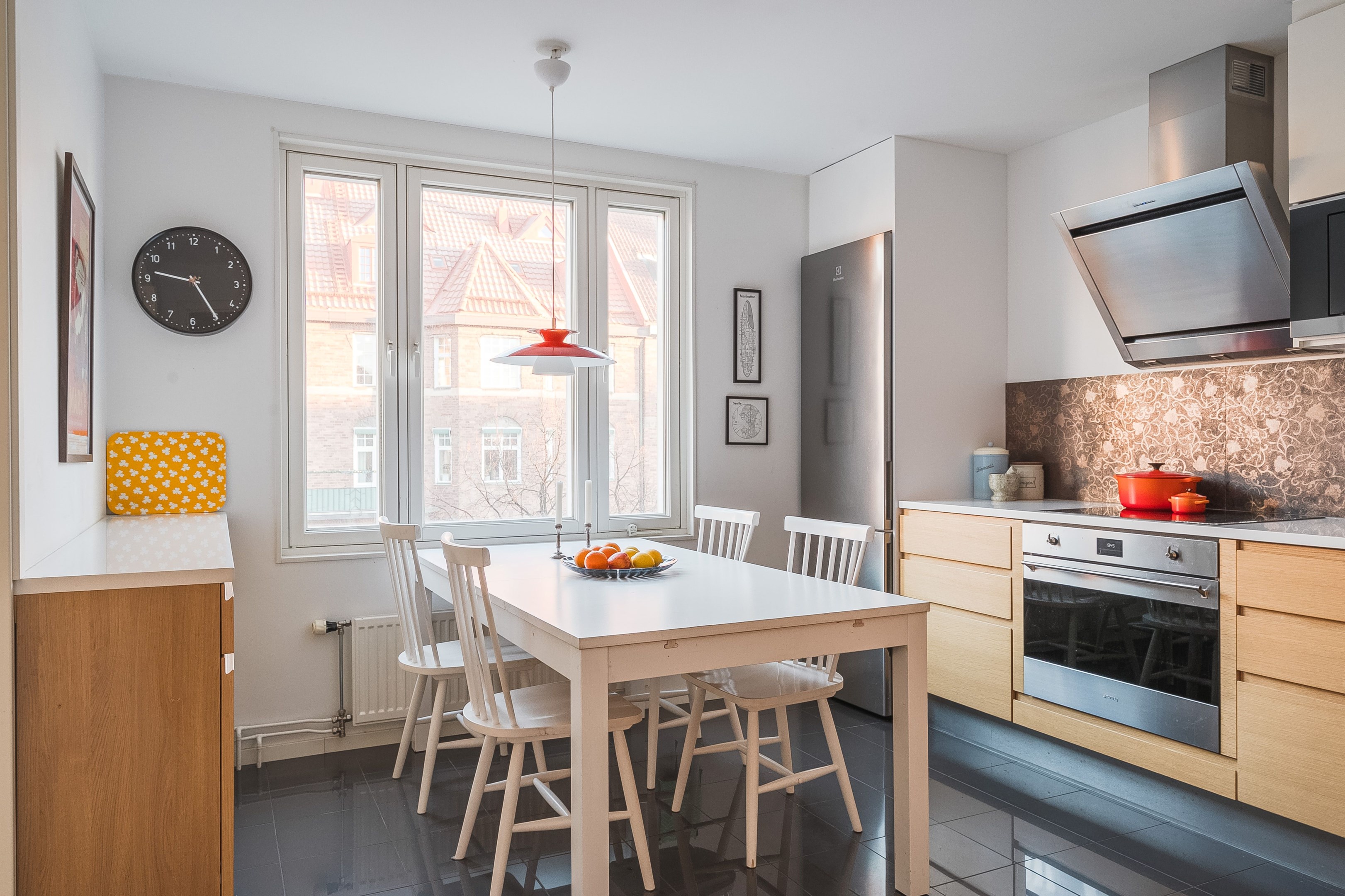 Bostadsbild från Karlavägen 8, 6tr, Såld i Östermalm, Stockholm