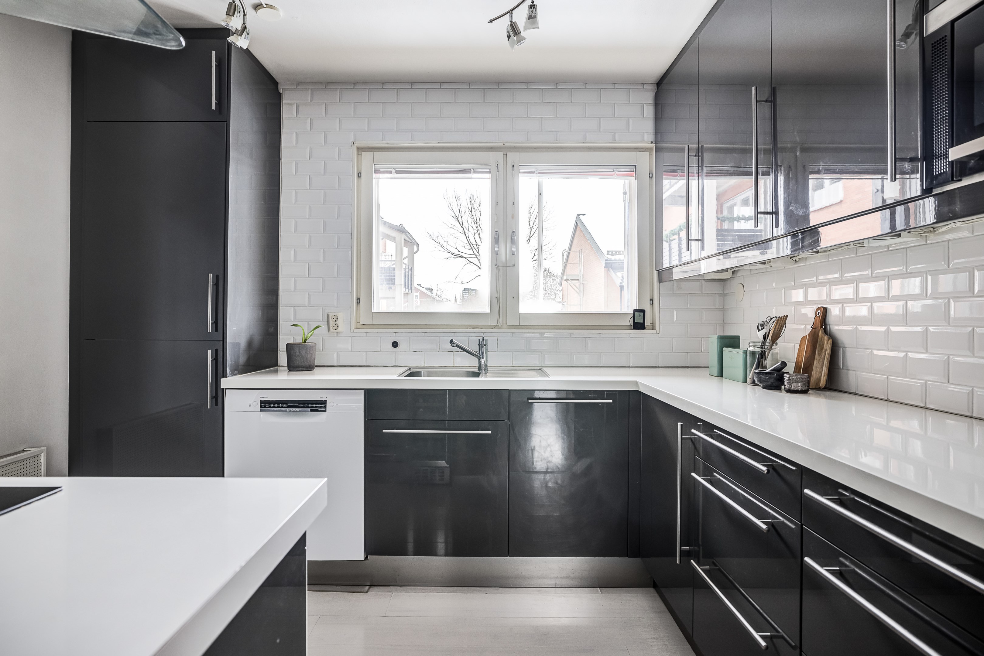 Bostadsbild från Lings väg 76, Såld i Ling, Uppsala