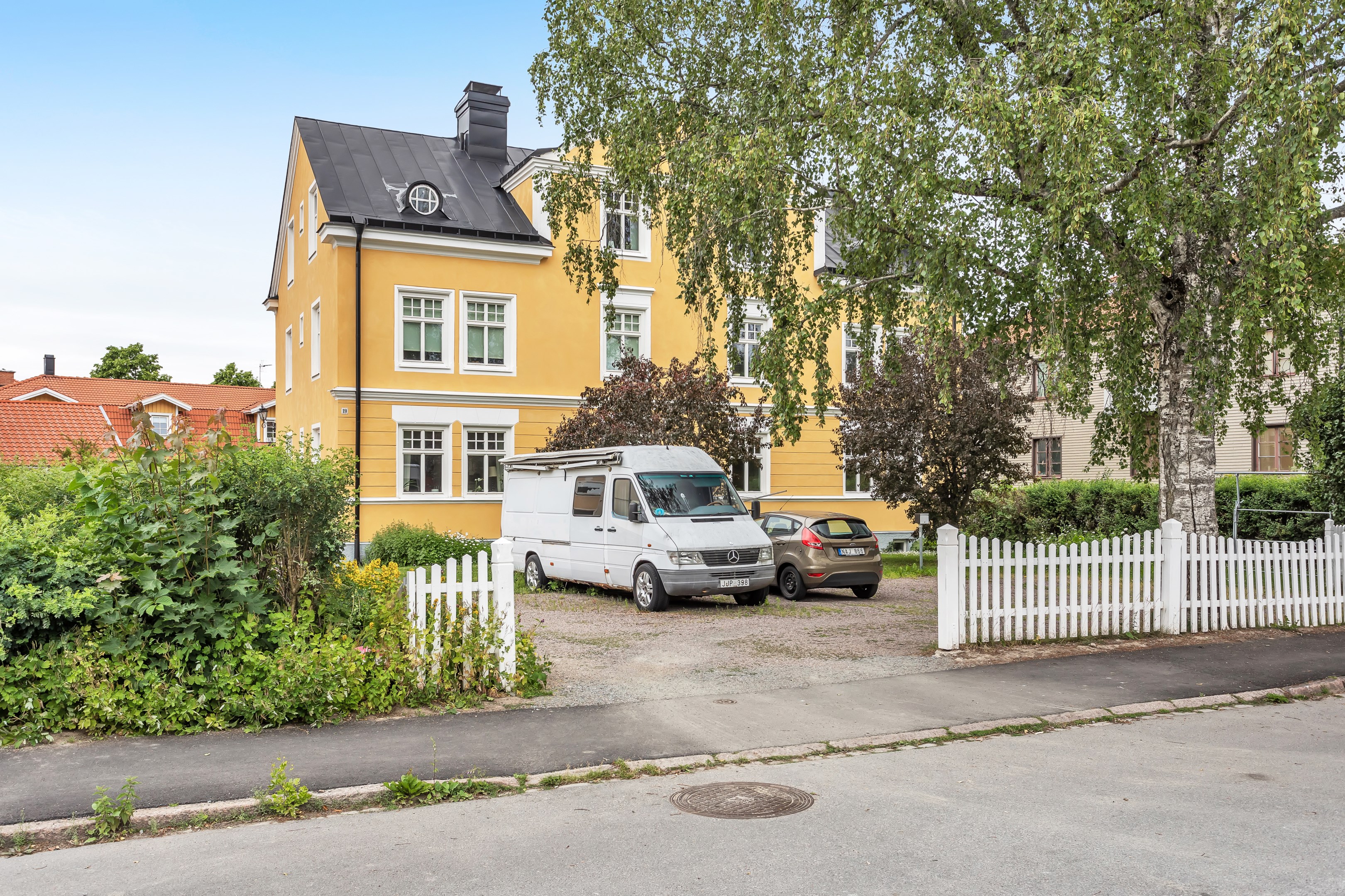 Bostadsbild från Västra Järnvägsgatan 19 C, Såld i Främre Svartbäcken, Uppsala