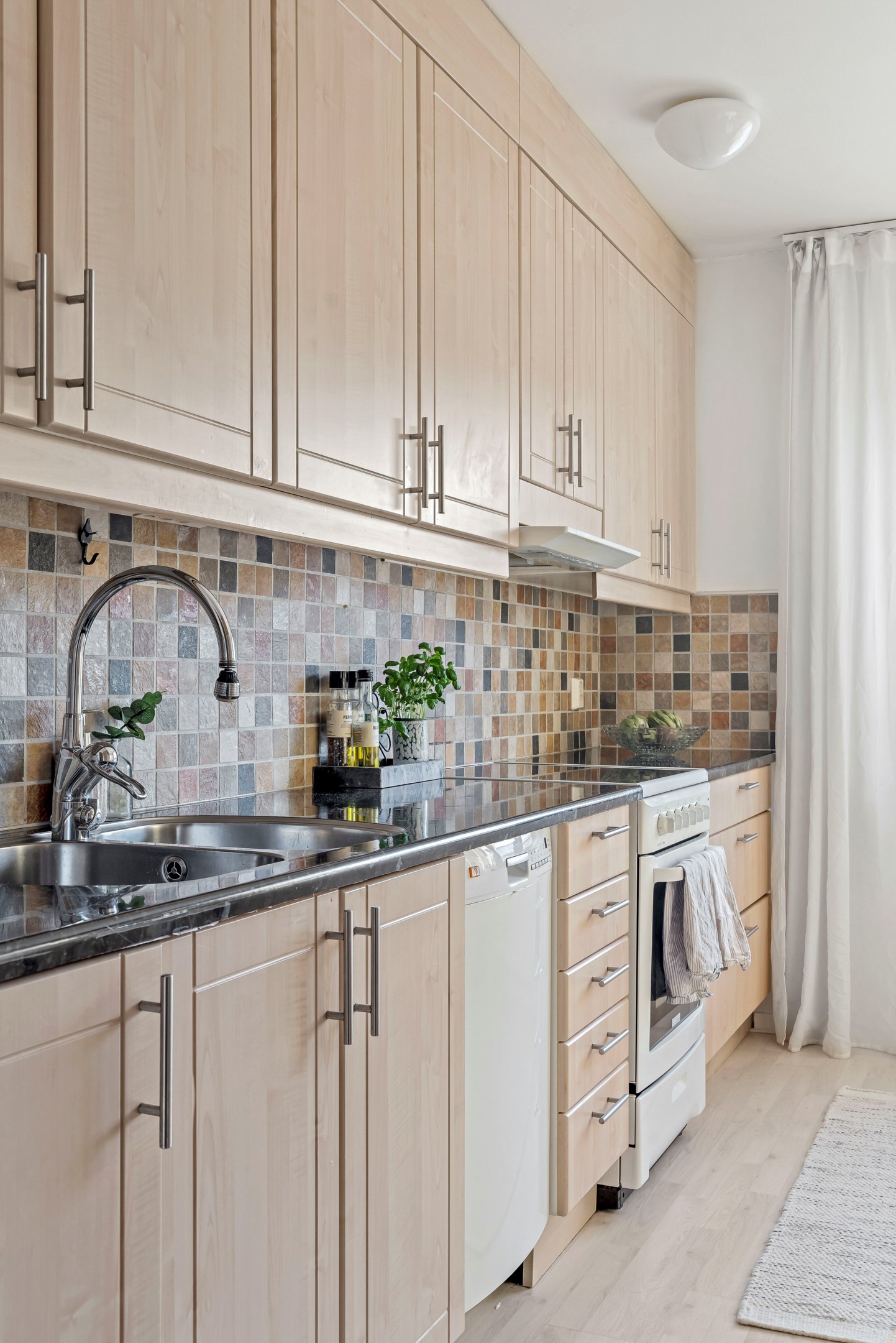 Bostadsbild från Väpnargatan 15A, Såld i Tunabackar, Uppsala