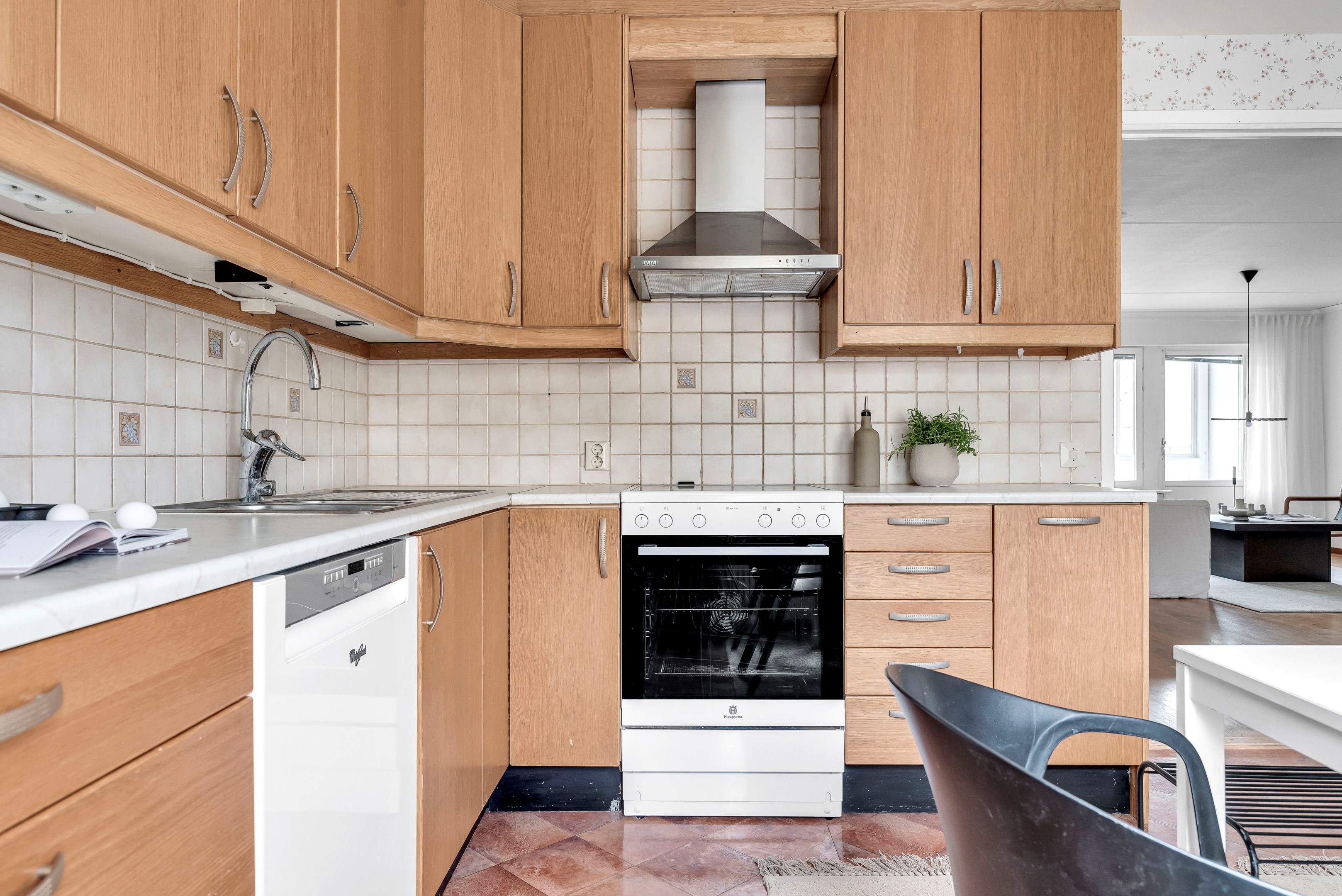 Bostadsbild från Snickargatan 12, Såld i Salabacke, Uppsala