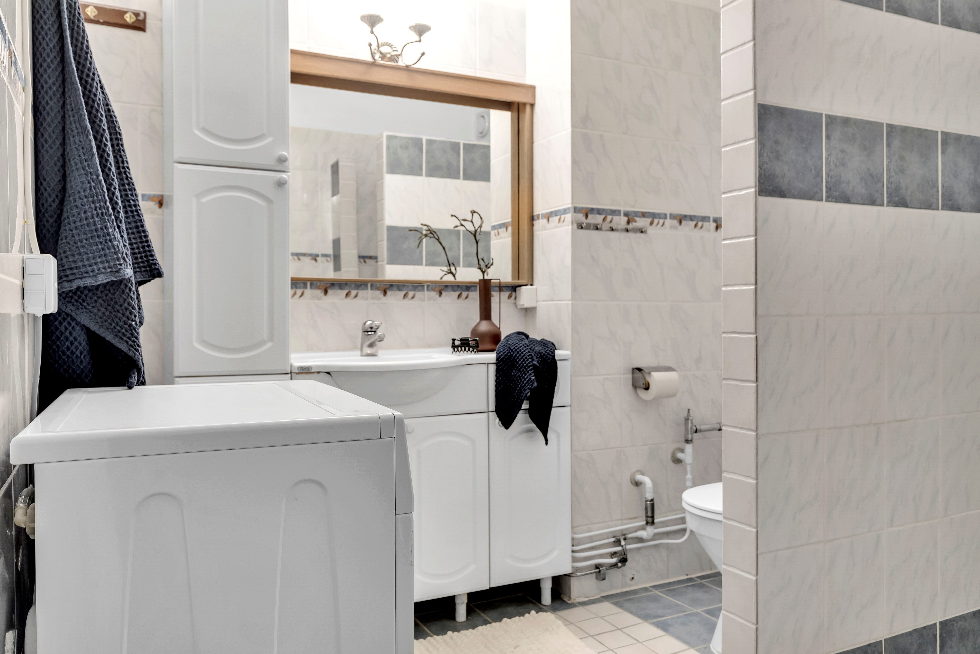 Bostadsbild från Snickargatan 12, Såld i Salabacke, Uppsala