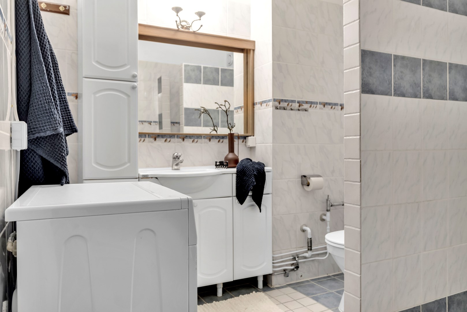 Bostadsbild från Snickargatan 12, Såld i Salabacke, Uppsala