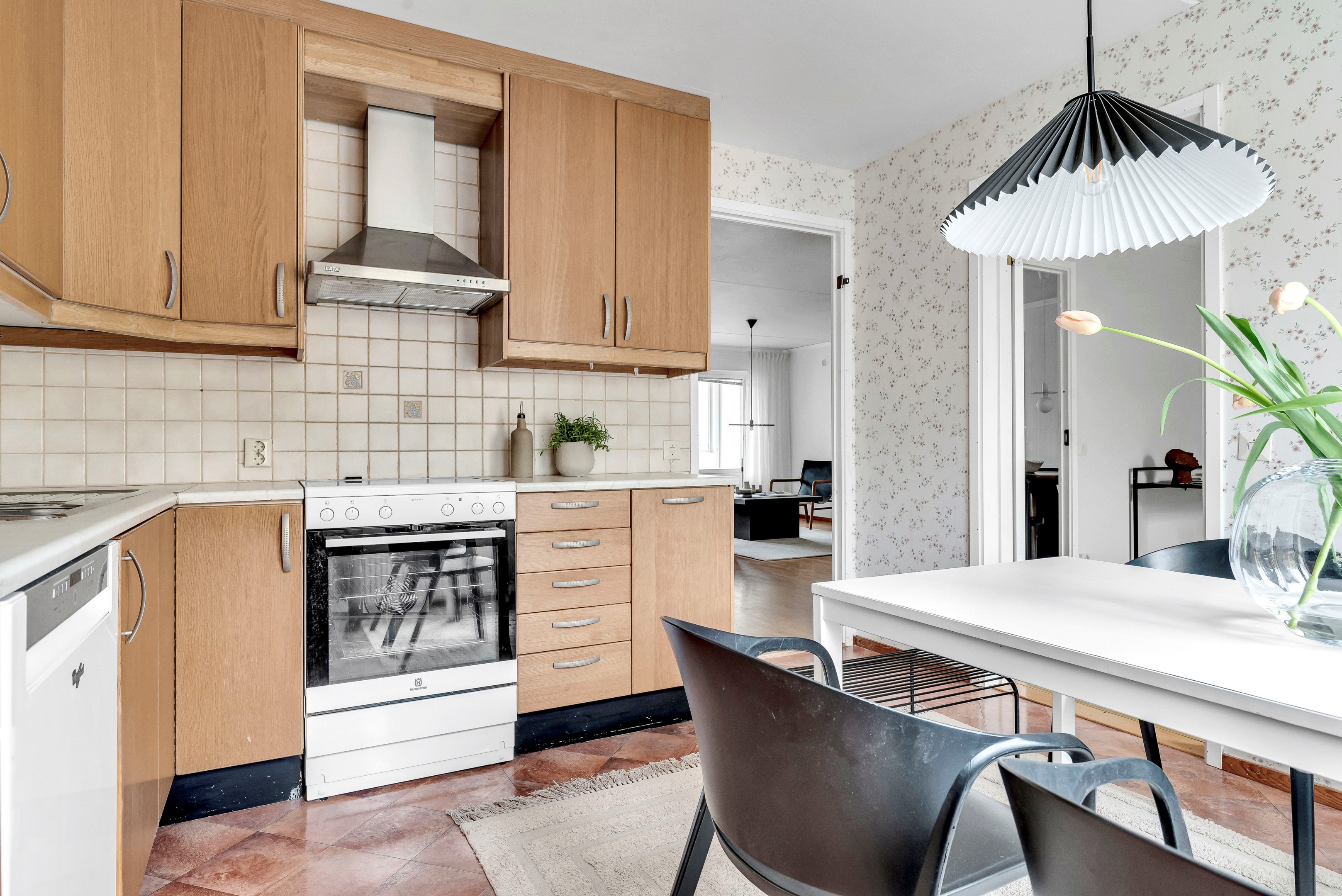 Bostadsbild från Snickargatan 12, Såld i Salabacke, Uppsala