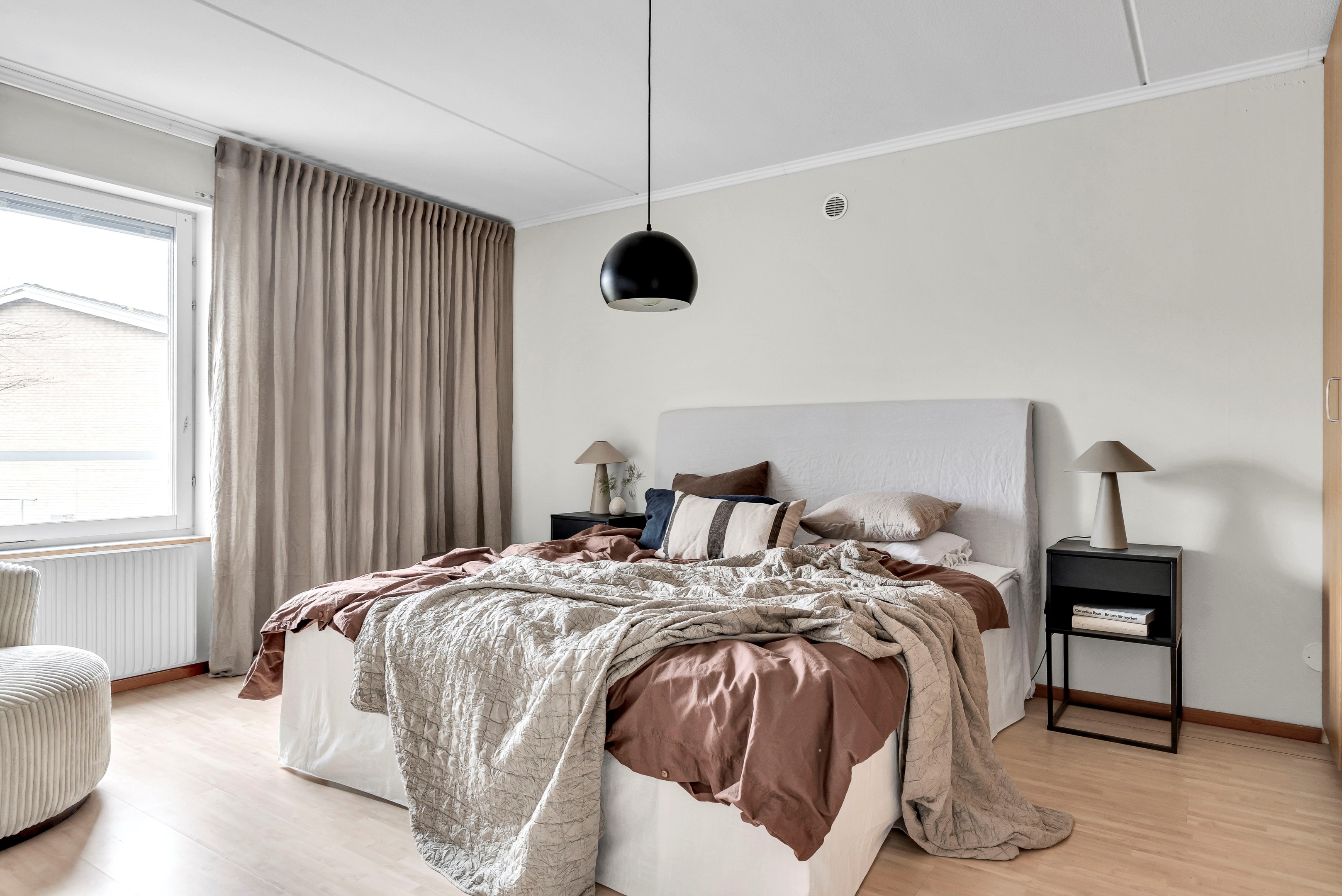 Bostadsbild från Snickargatan 12, Såld i Salabacke, Uppsala