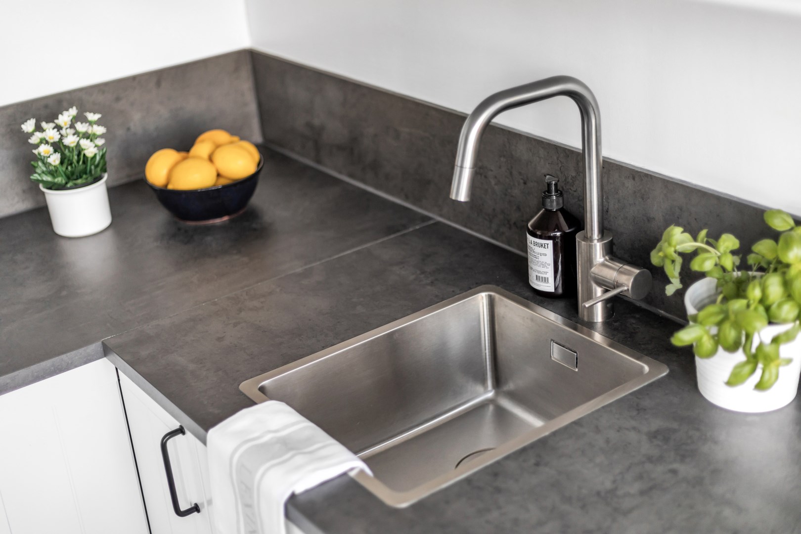 Bostadsbild från Vaksalagatan 55, Såld i Fålhagen, Uppsala