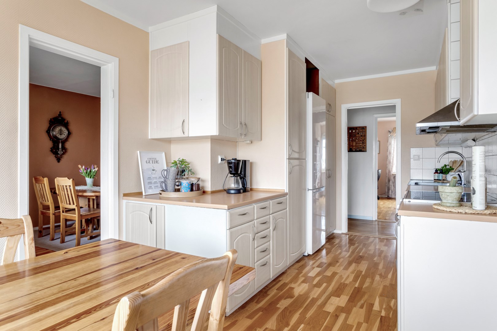 Bostadsbild från Heidenstamsgatan 45, Såld i Löten, Uppsala