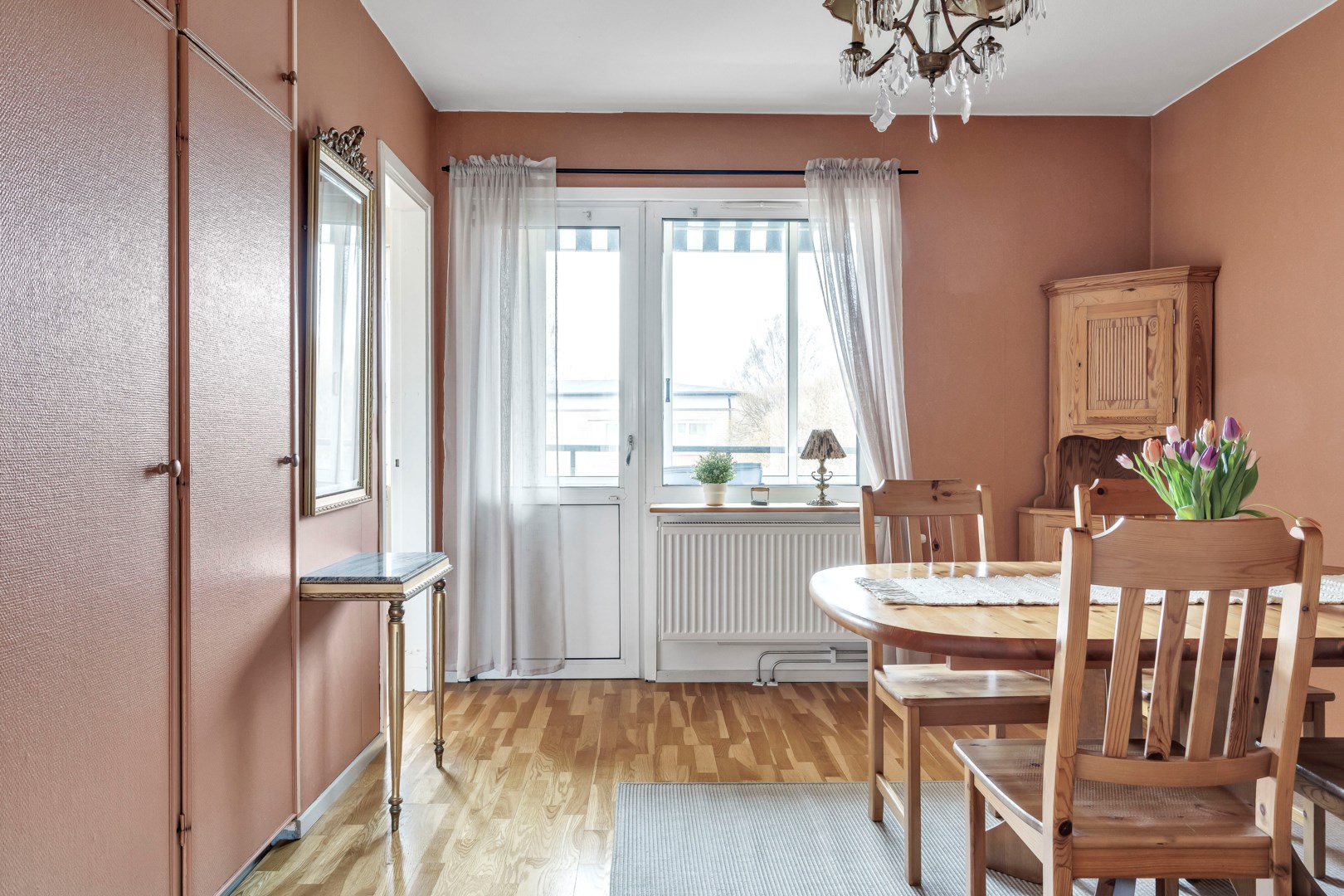 Bostadsbild från Heidenstamsgatan 45, Såld i Löten, Uppsala