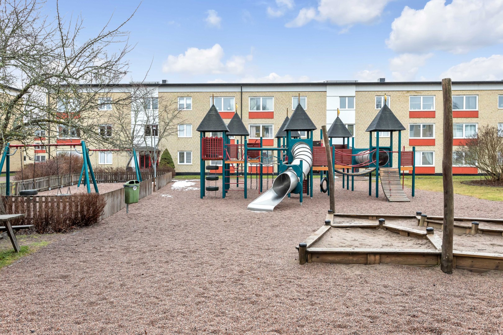 Bostadsbild från Heidenstamsgatan 45, Såld i Löten, Uppsala