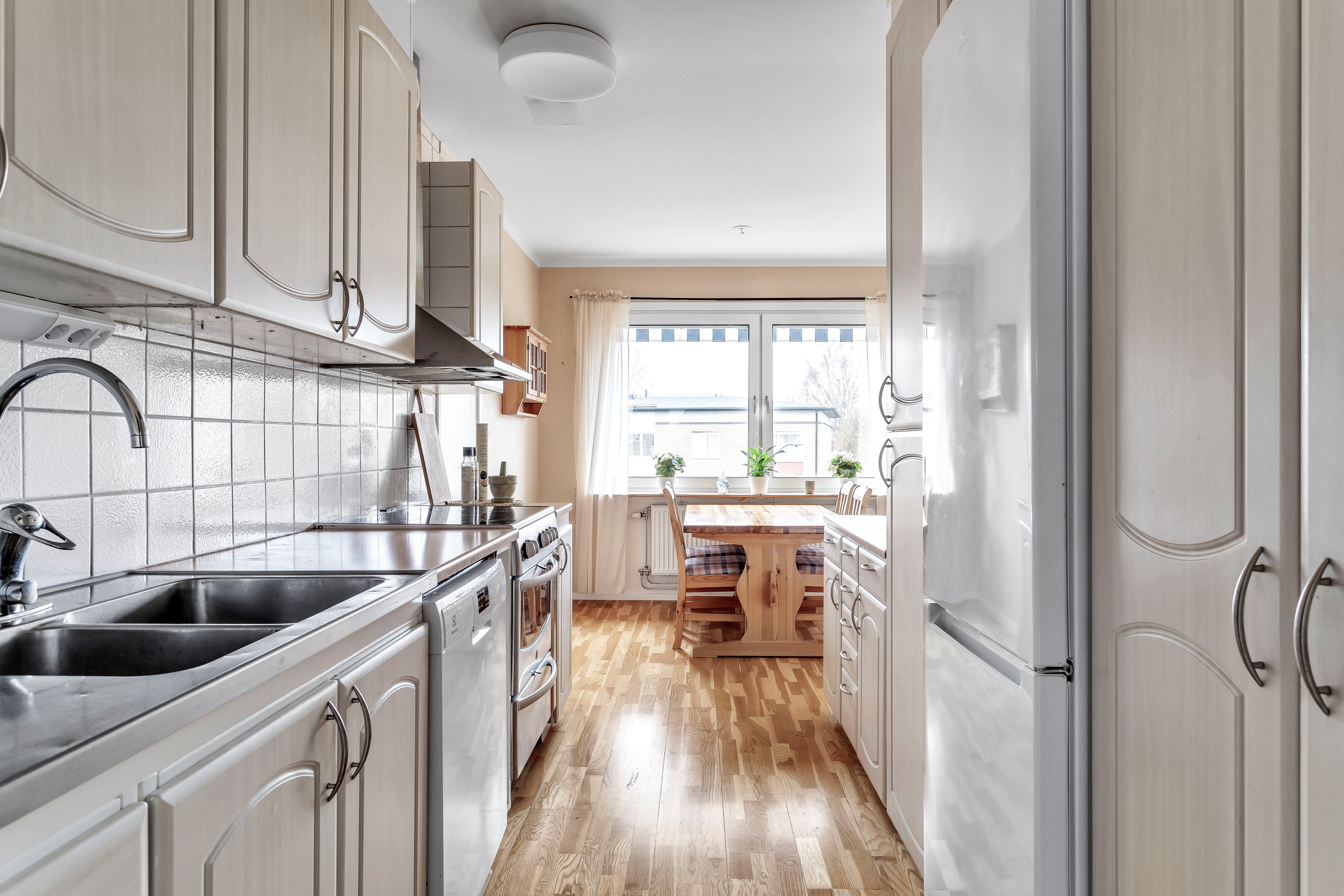 Bostadsbild från Heidenstamsgatan 45, Såld i Löten, Uppsala