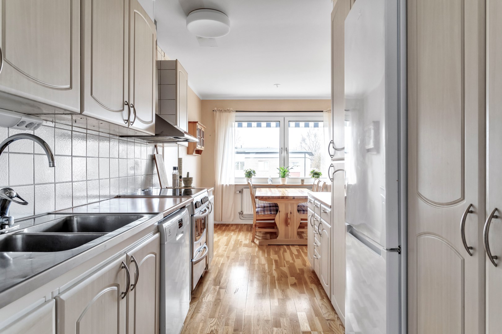 Bostadsbild från Heidenstamsgatan 45, Såld i Löten, Uppsala