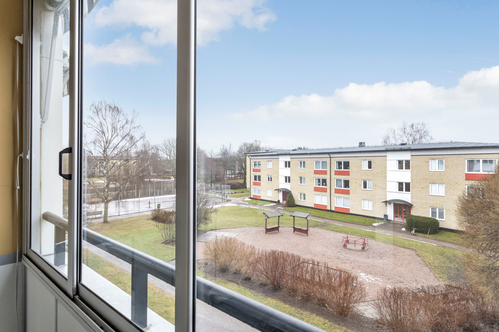 Bostadsbild från Heidenstamsgatan 45, Såld i Löten, Uppsala