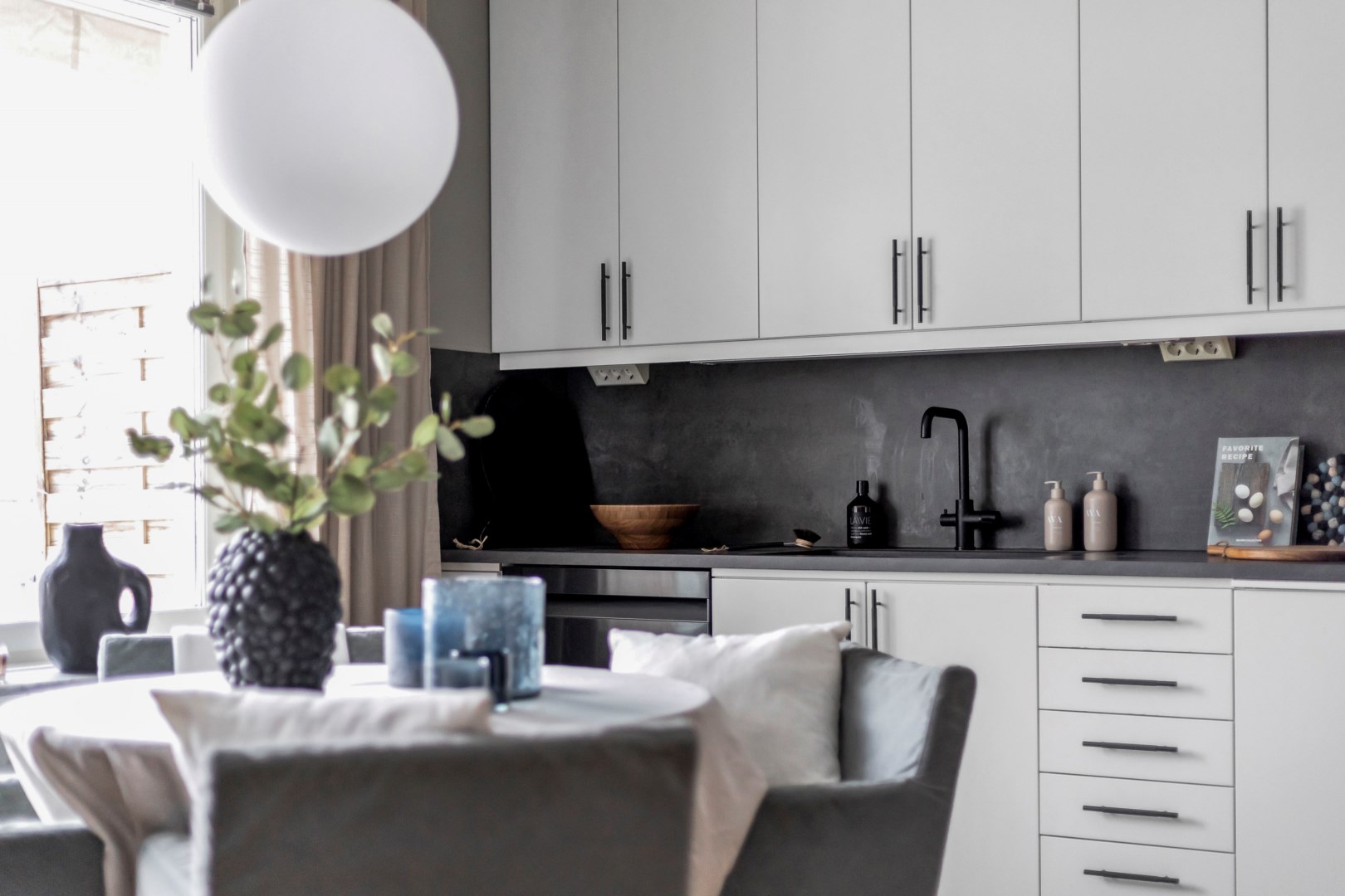 Bostadsbild från Yllevägen 14B, Såld i Nåntuna, Uppsala